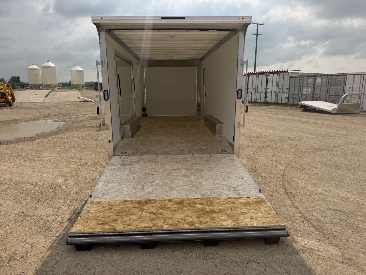 2026 ALCOM 8'6" x 20' Flat Front Car Hauler Trailer