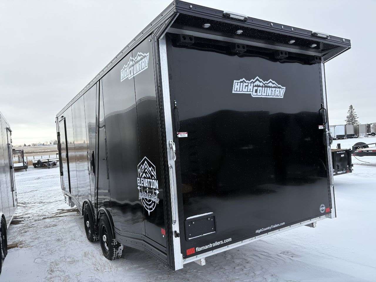 2026 ALCOM 8'6" x 22' + V-Nose Toy Hauler Trailer