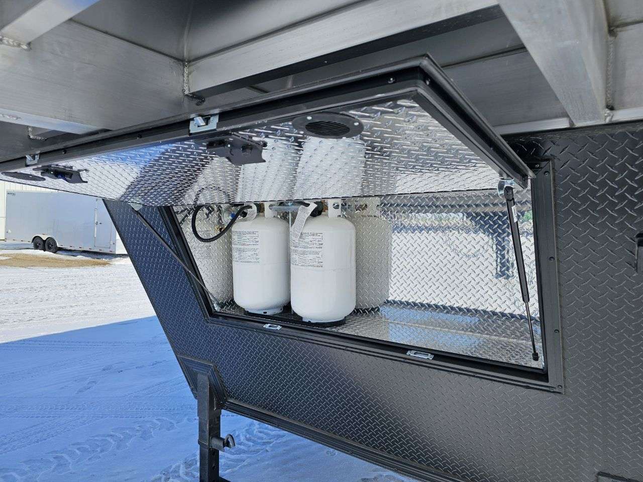 2026 ALCOM 8'6" x 38' Gooseneck Toy Hauler