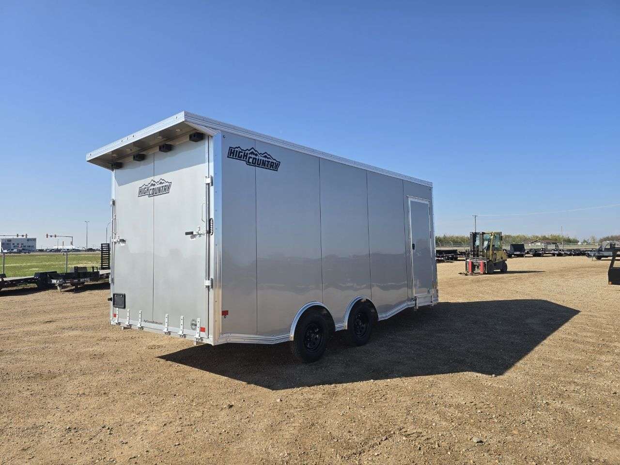 2026 Alcom HCH 8'6" x 18' + V-Nose Toy Hauler Trailer