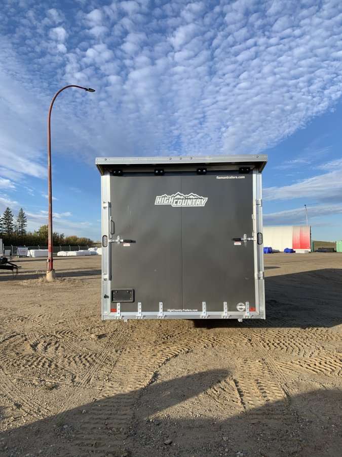 2026 Alcom HCH 8'6" x 22' + V-Nose Toy Hauler Trailer