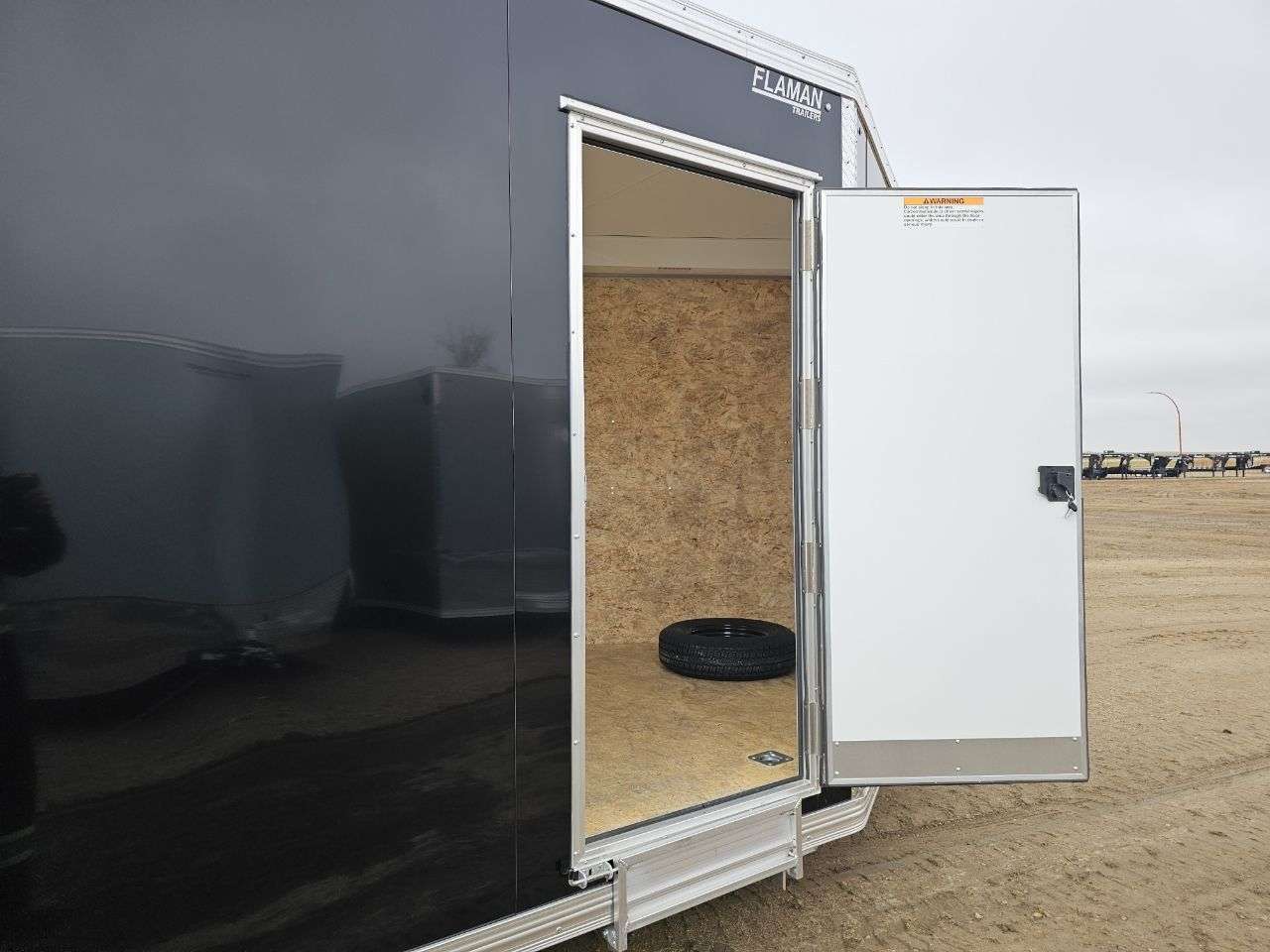 2026 Alcom HCH 8'6" x 22' + V-Nose Toy Hauler Trailer