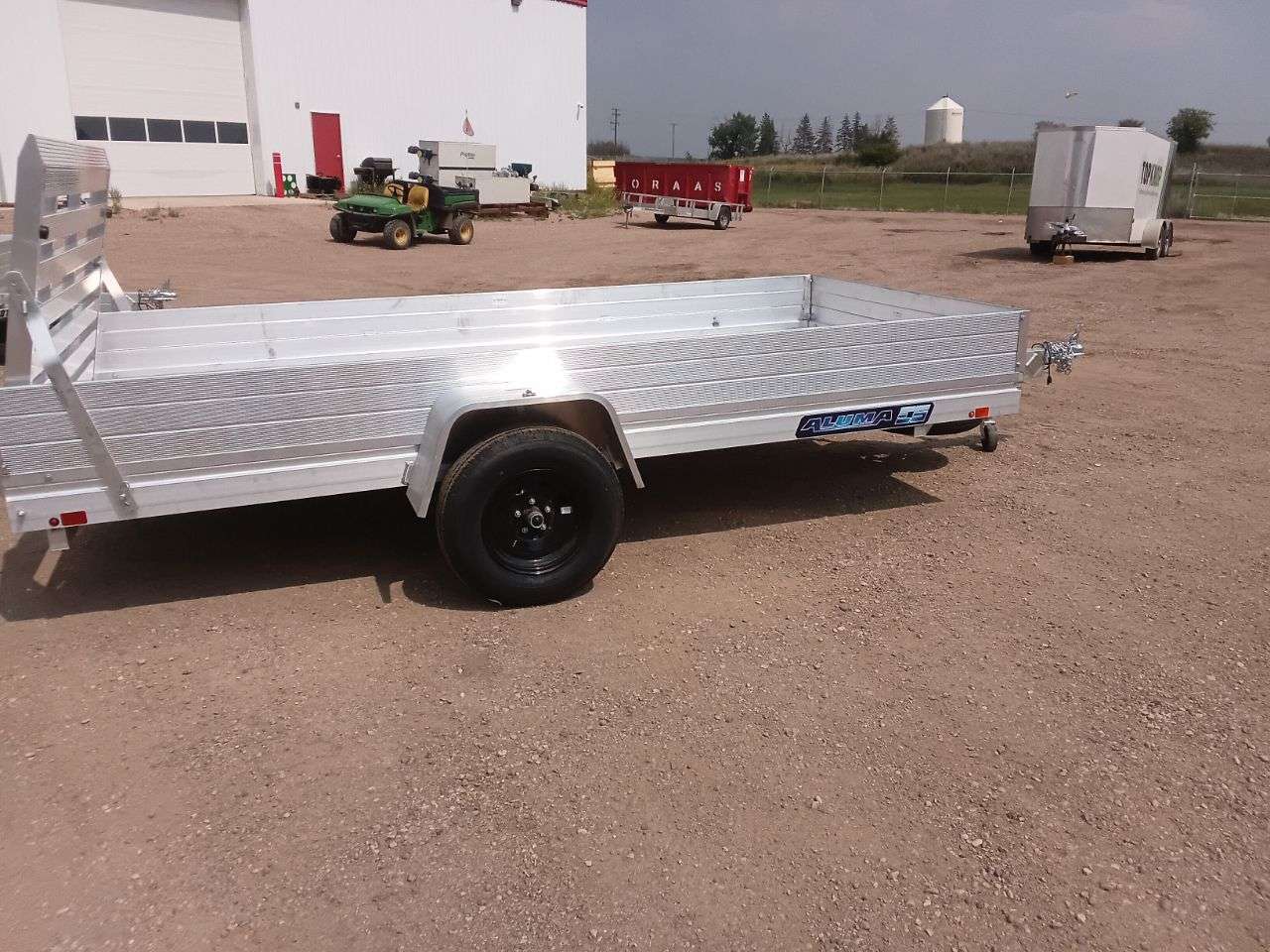2026 Aluma 69" x 147" Utility