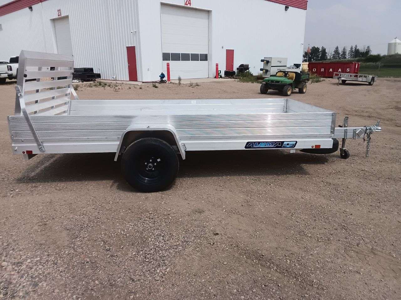 2026 Aluma 69" x 147" Utility