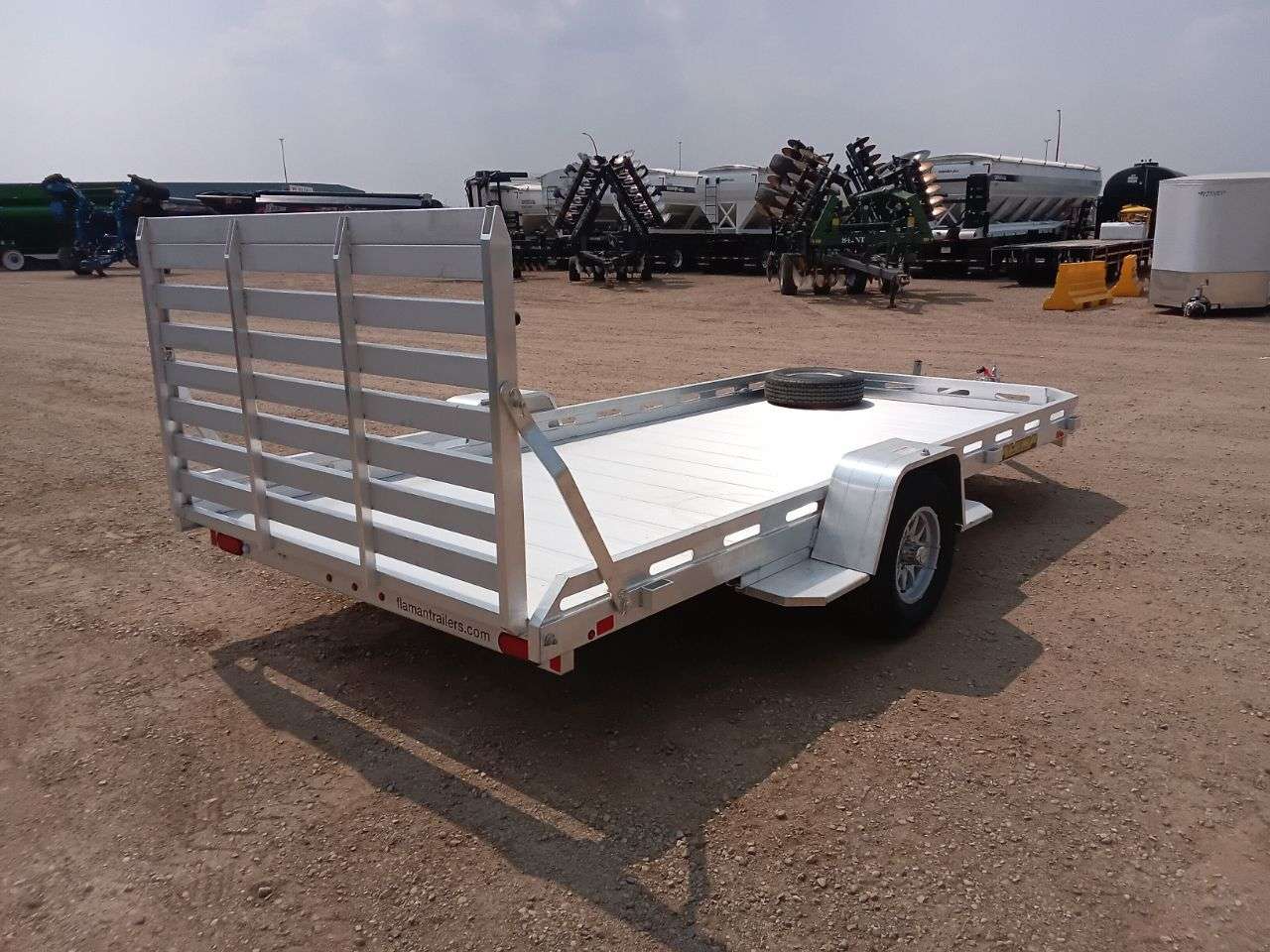 2026 Aluma 77.5" x 172.5" Utility
