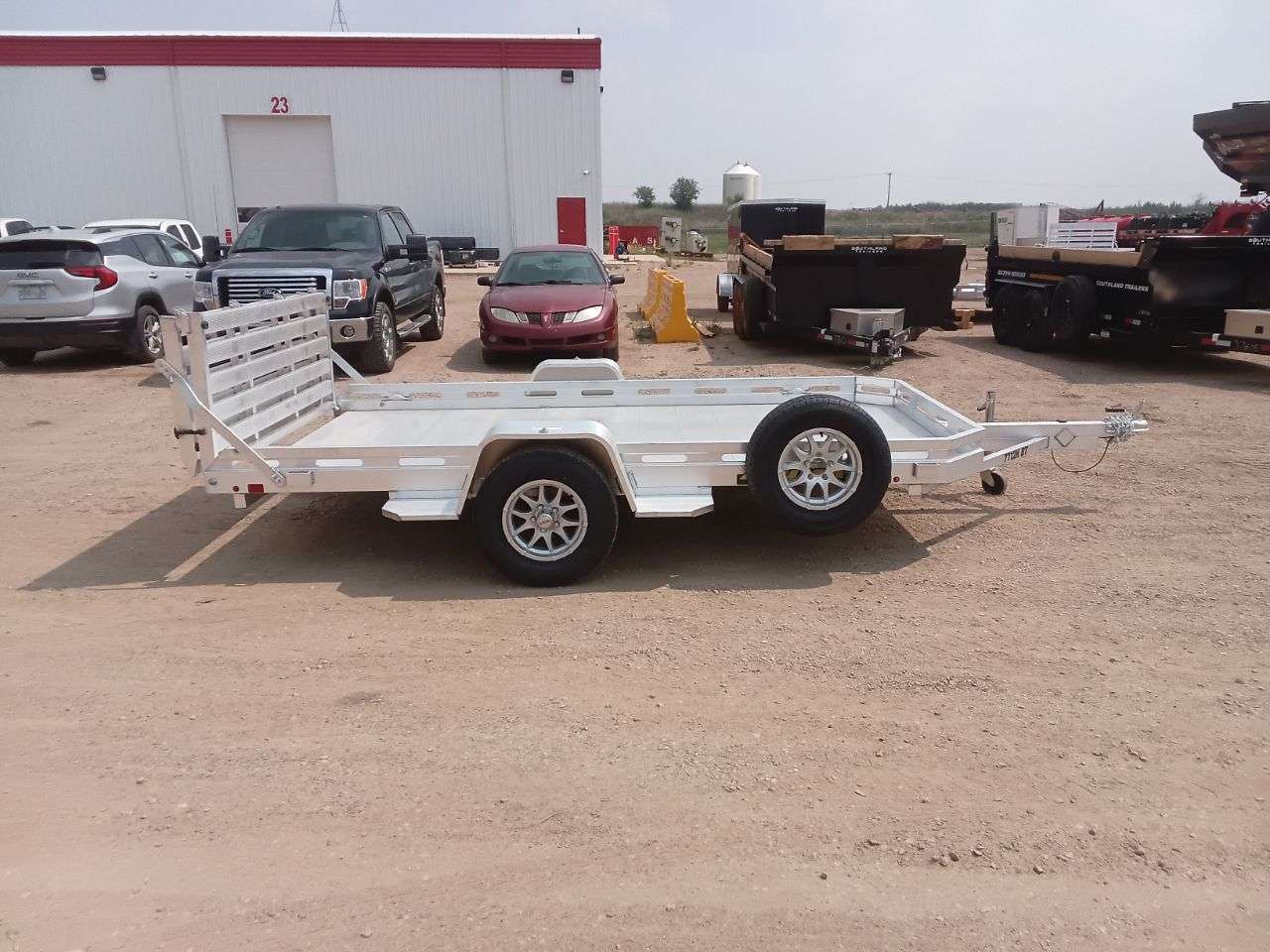 2026 Aluma 77" x 142" Utility