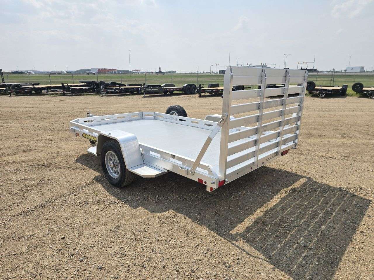 2026 Aluma 77" x 142" Utility