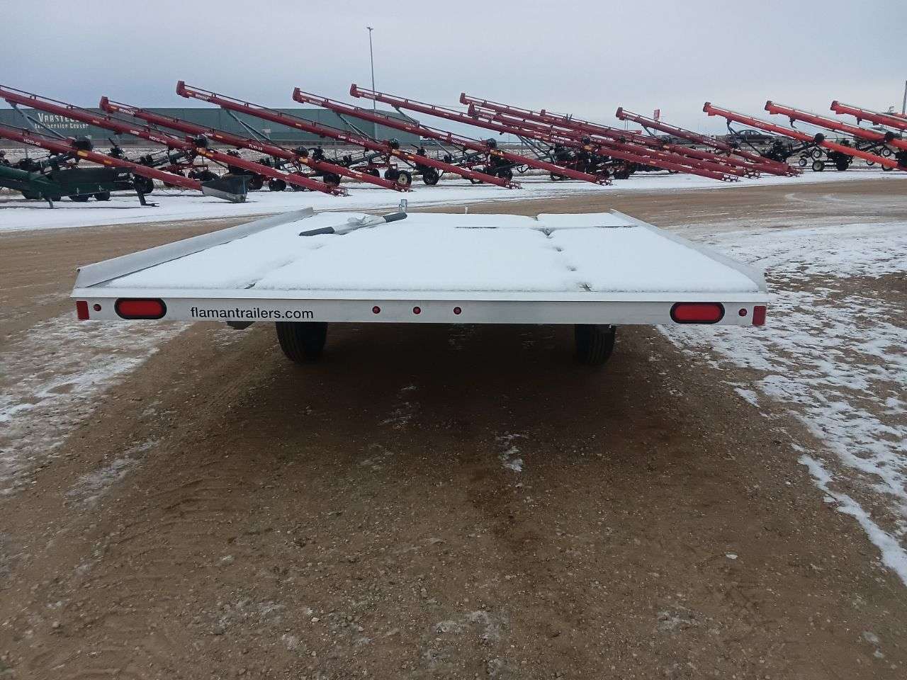 2026 Aluma 8612T 101.25" x 12' Tilt Toy Hauler Trailer
