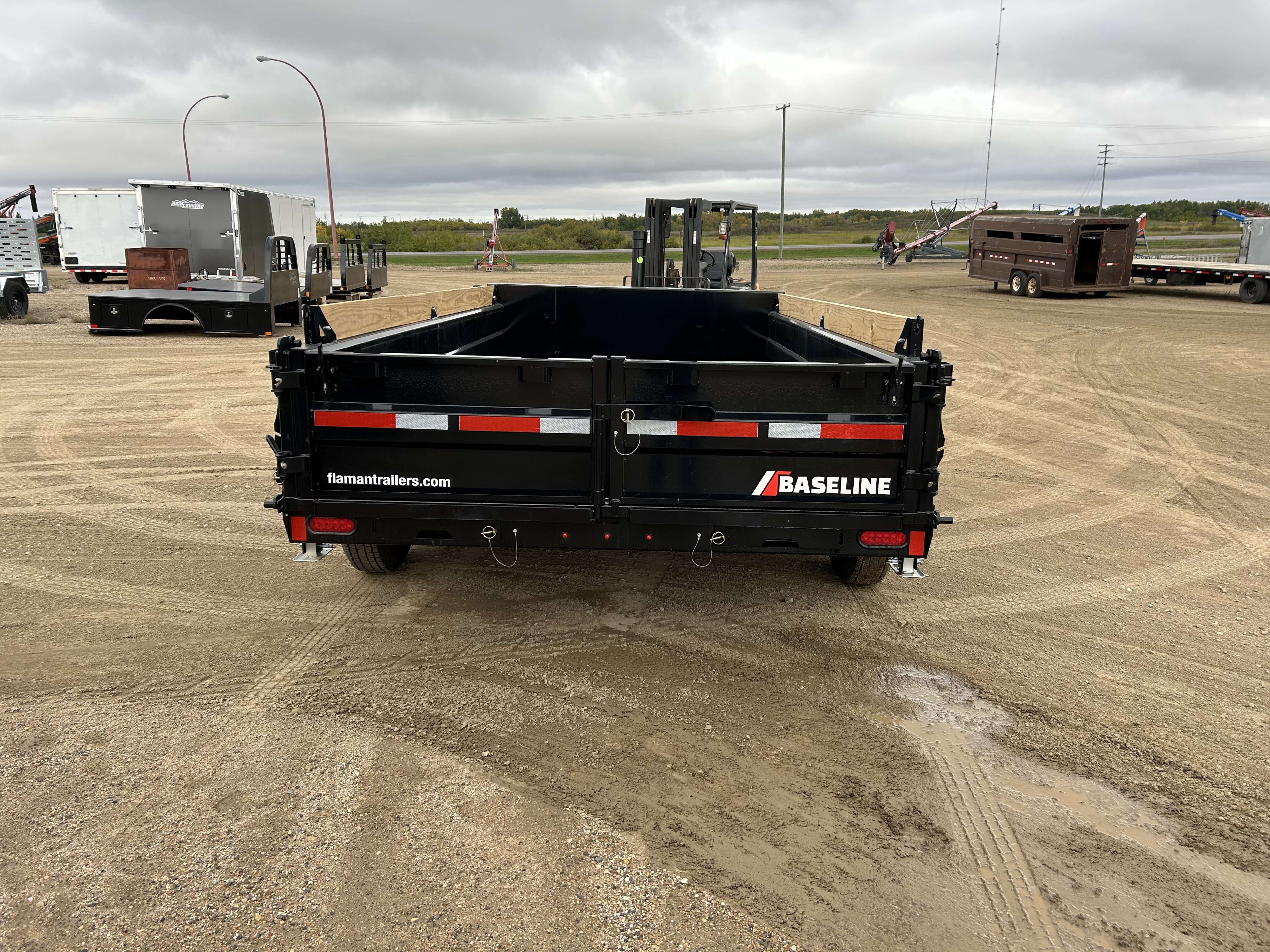 2026 Baseline HDU 82" x 14' Dump Trailer
