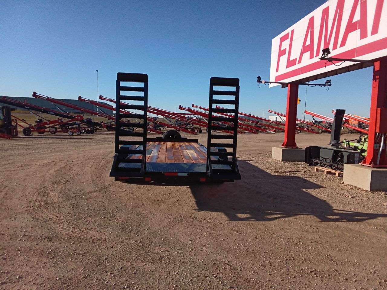 2026 Baseline HEQ 8'6" x 22' Beavertail Flat Deck Trailer