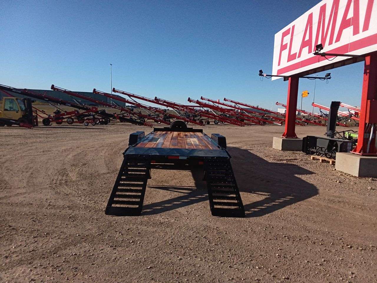2026 Baseline HEQ 8'6" x 22' Beavertail Flat Deck Trailer