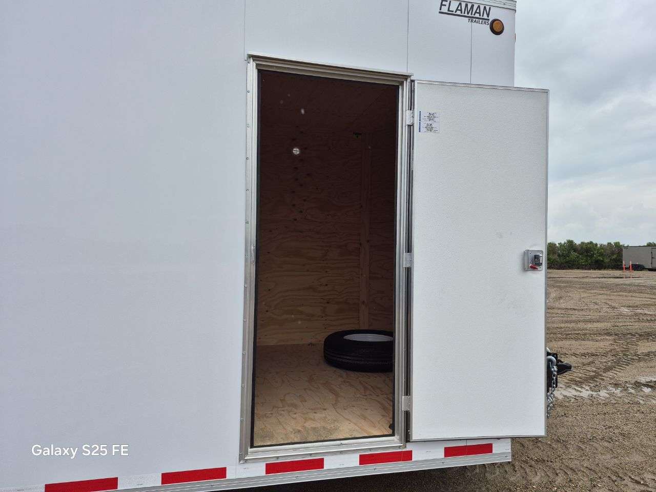 2026 CJay 8'6" x 20' + V-Nose Cargo Trailer