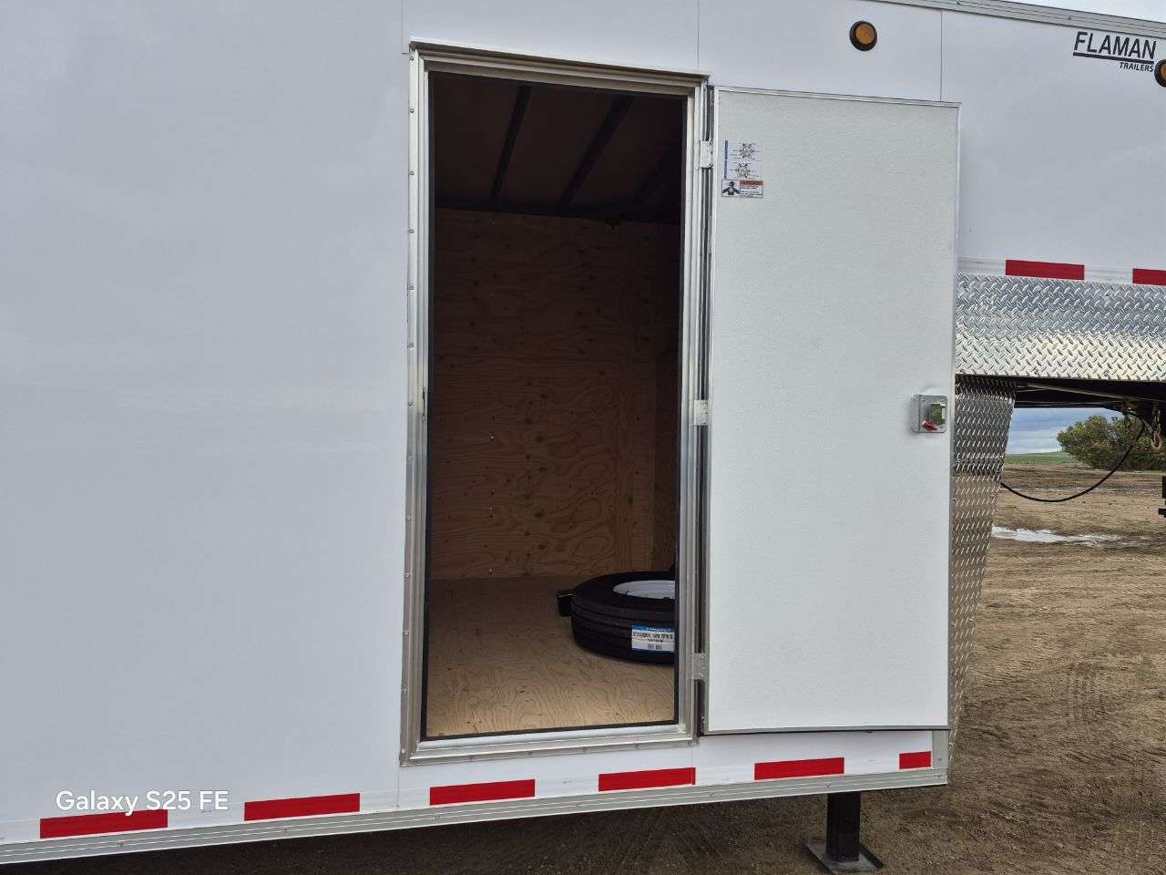 2026 CJay 8'6" x 24' Gooseneck Cargo Trailer