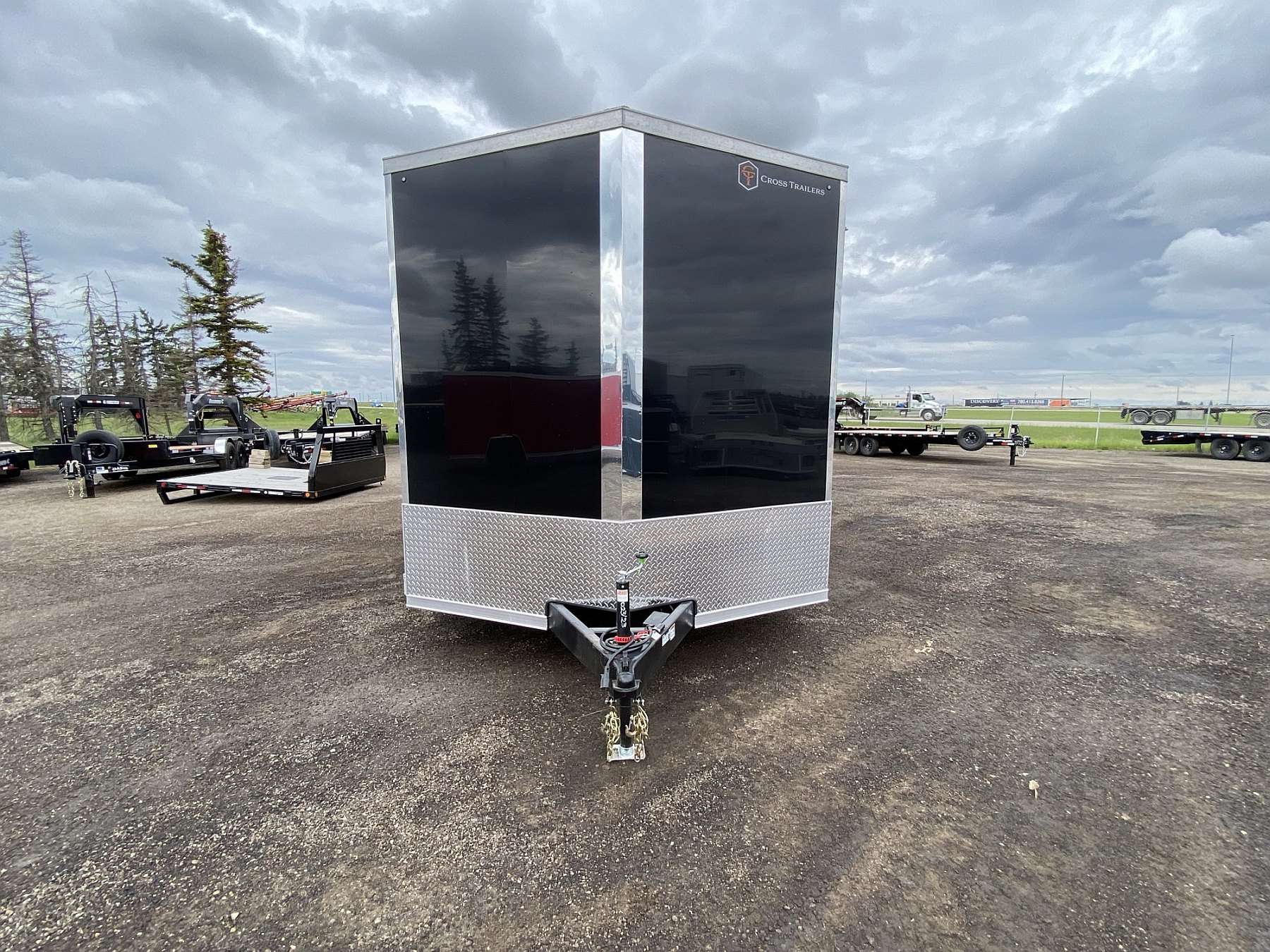 2026 Cross 8.5' x 26' Enclosed Wedge Nose Cargo Trailer