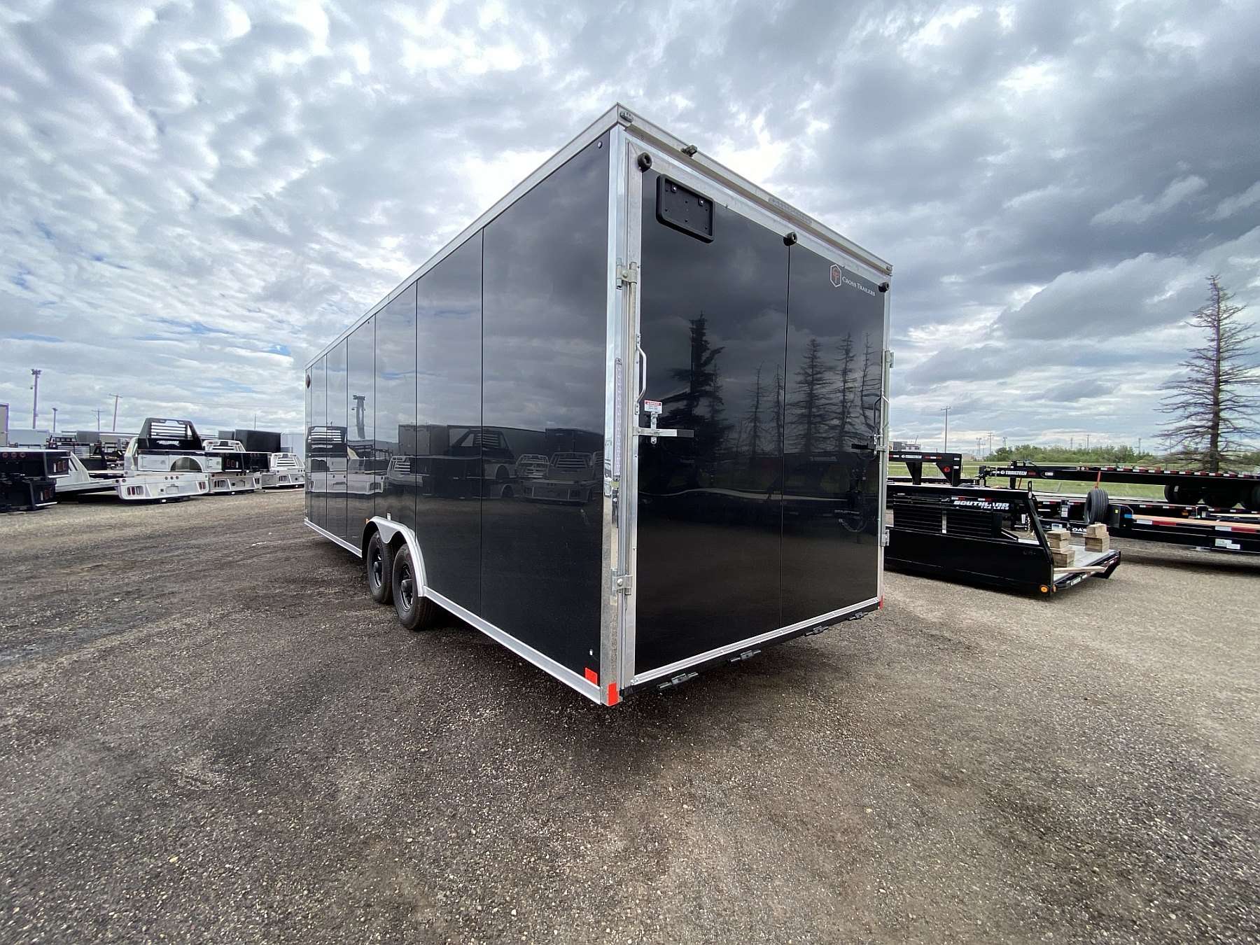 2026 Cross 8.5' x 26' Enclosed Wedge Nose Cargo Trailer