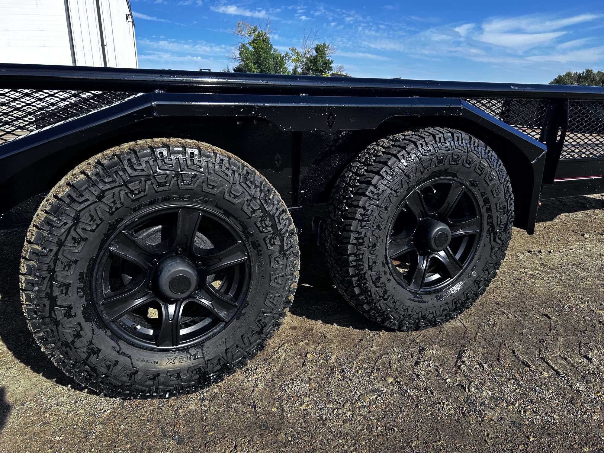 2026 Diamond C 16' + 2' BT Utility Tandem 3.5K Trailer