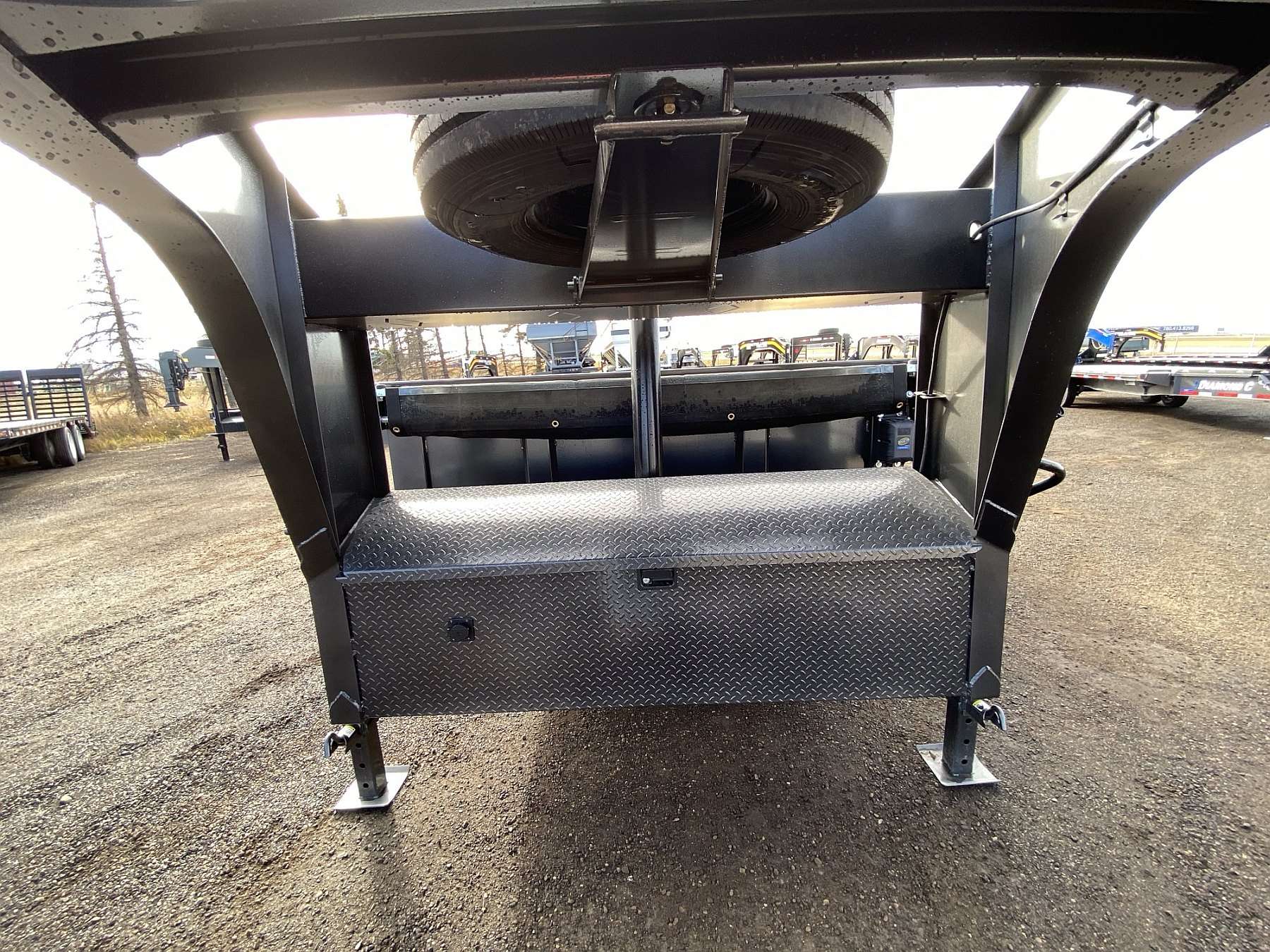 2026 Diamond C 16' Gooseneck Dump Trailer