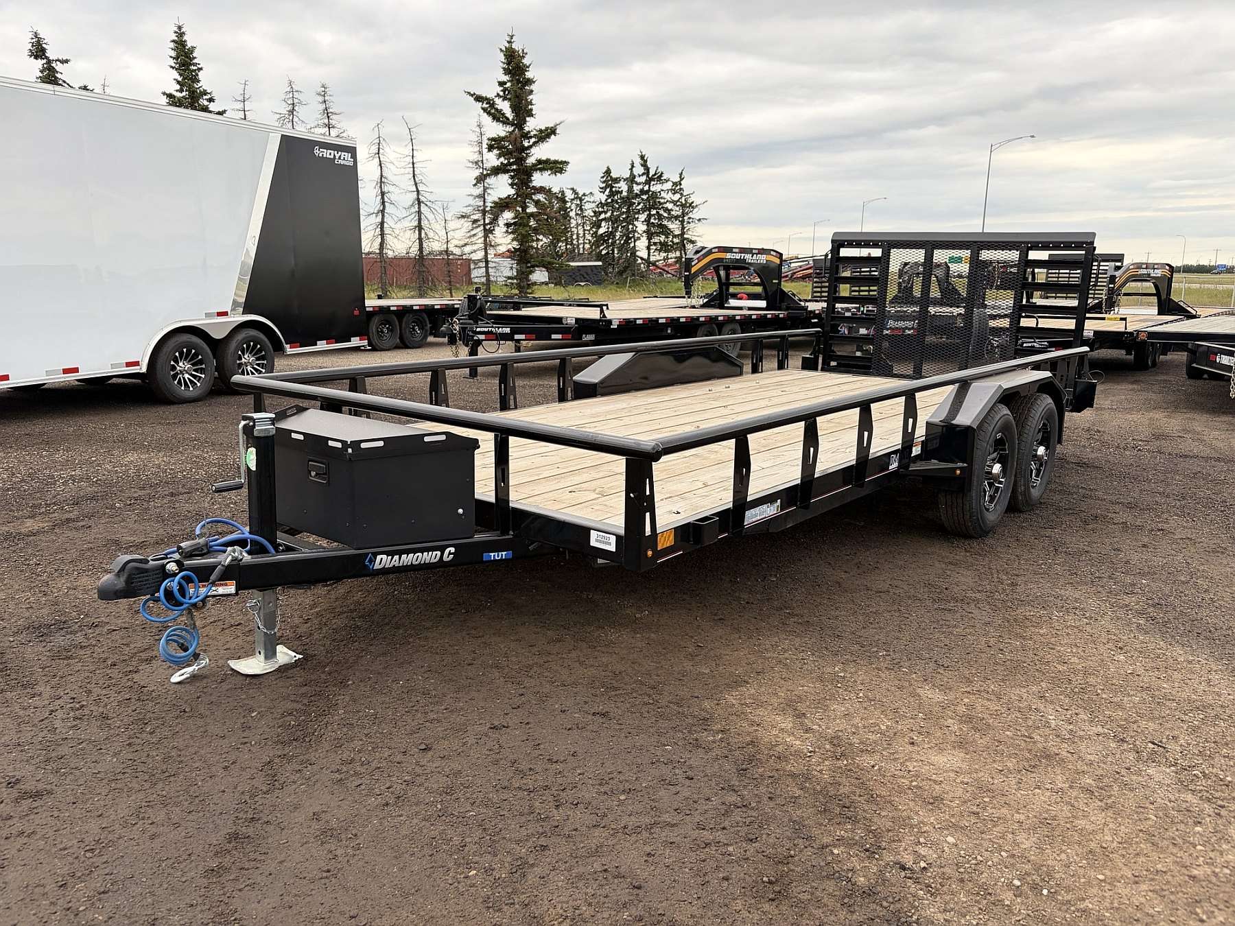 2026 Diamond C 18' Texas Utility Tandem Axle Trailer