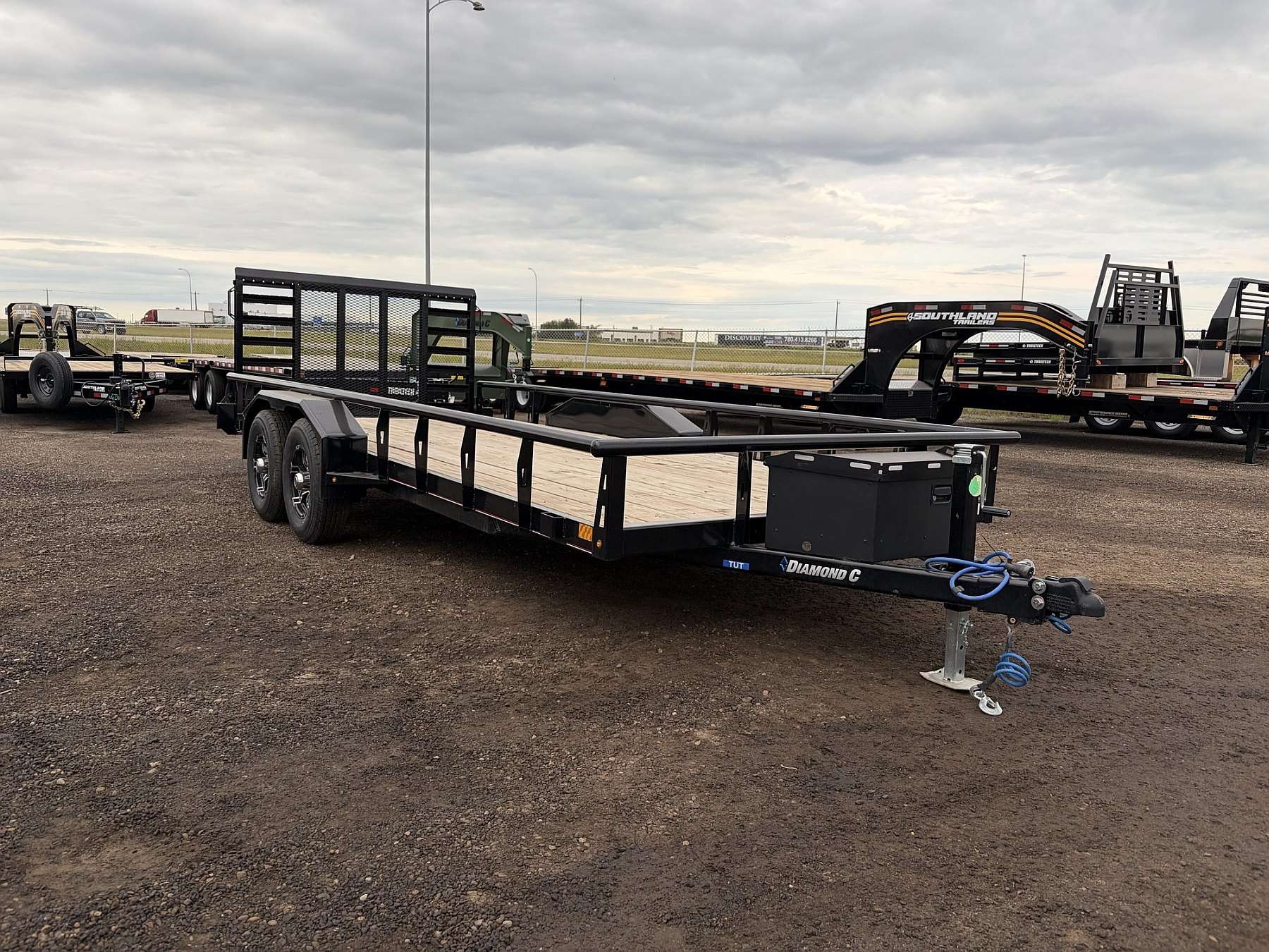 2026 Diamond C 18' Texas Utility Tandem Axle Trailer