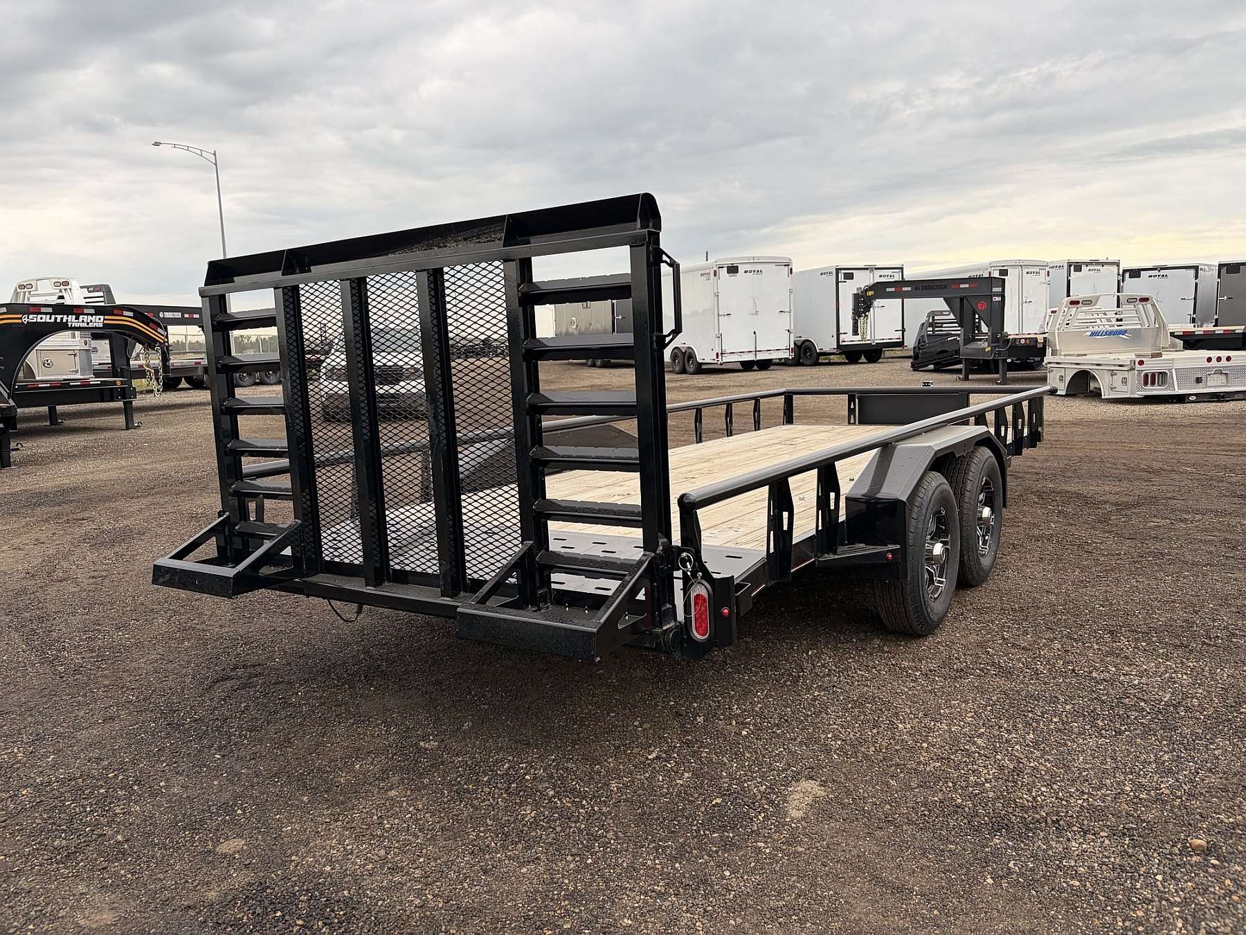 2026 Diamond C 18' Texas Utility Tandem Axle Trailer