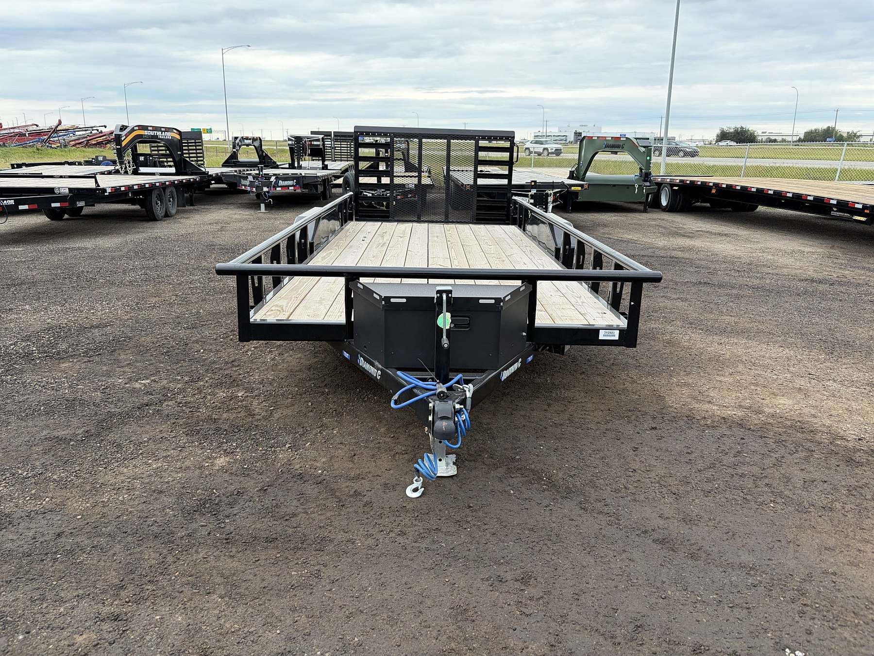 2026 Diamond C 18' Texas Utility Tandem Axle Trailer