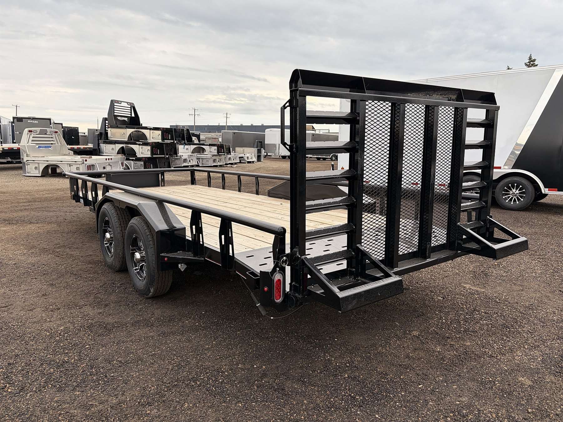 2026 Diamond C 18' Texas Utility Tandem Axle Trailer