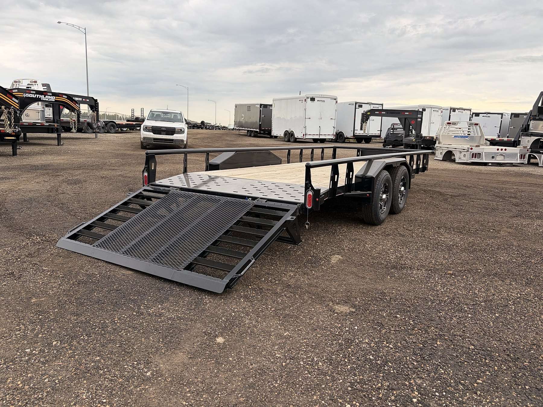 2026 Diamond C 18' Texas Utility Tandem Axle Trailer