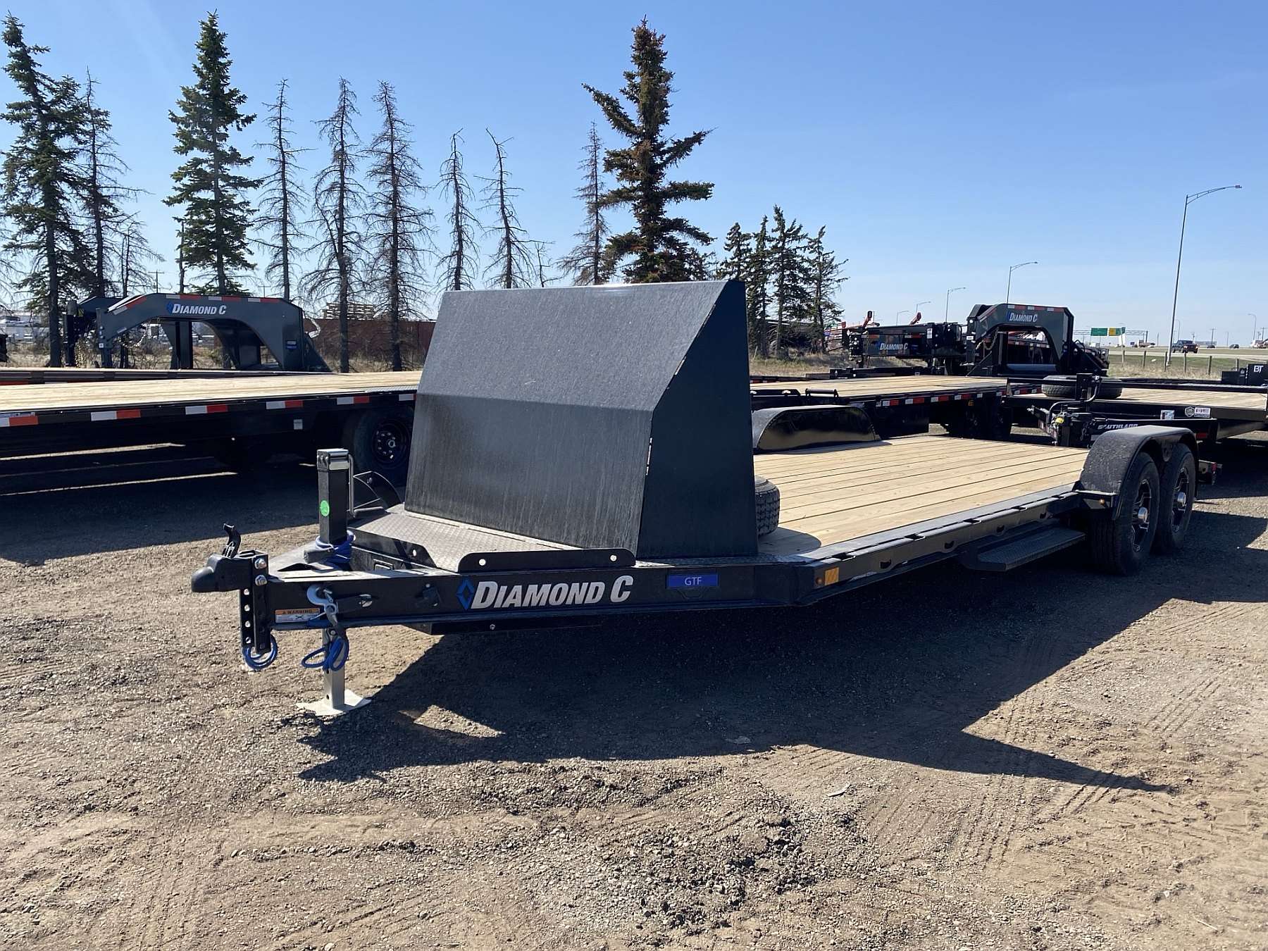 2026 Diamond C 20' Single Car Hauler