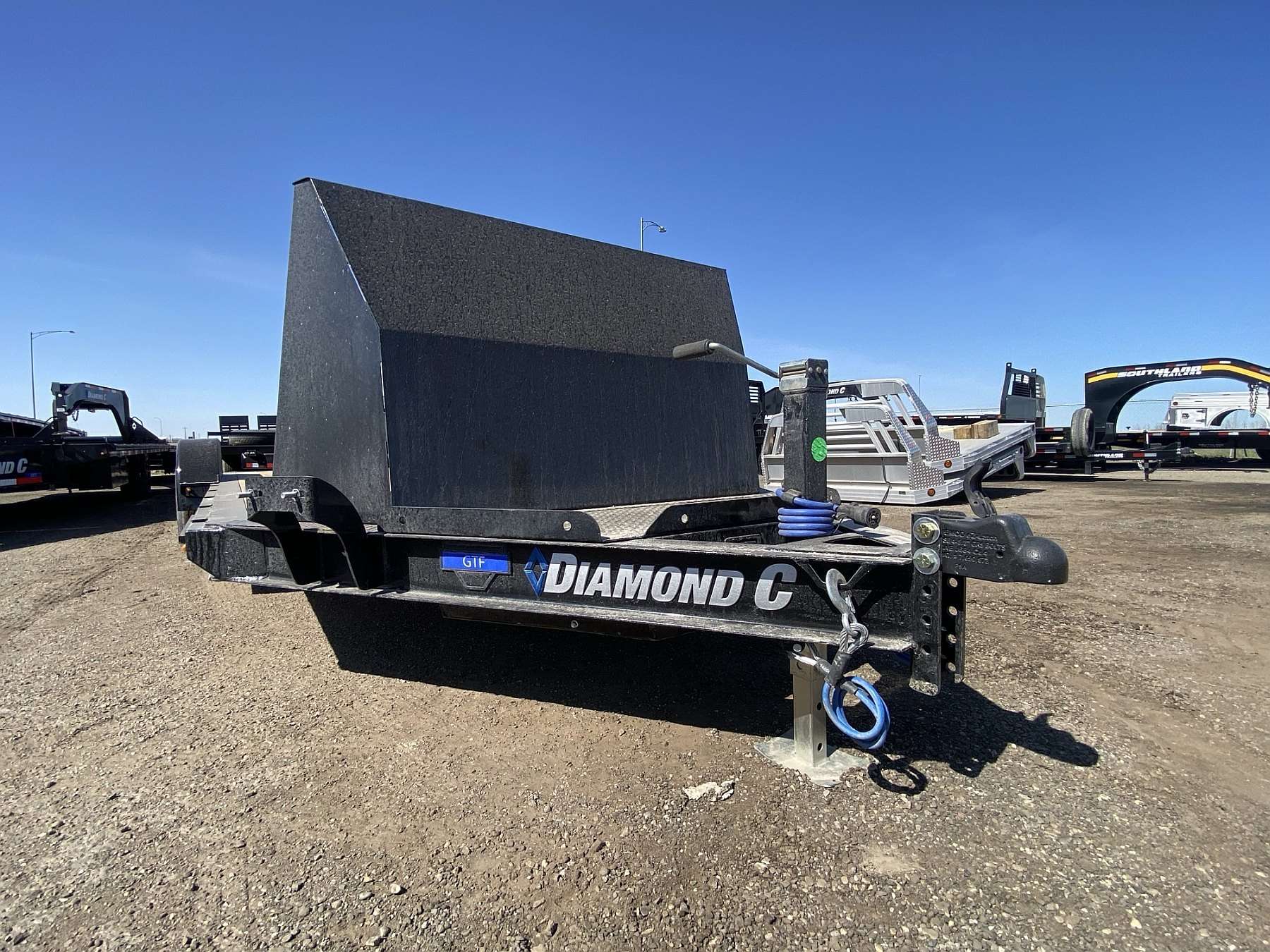 2026 Diamond C 20' Single Car Hauler