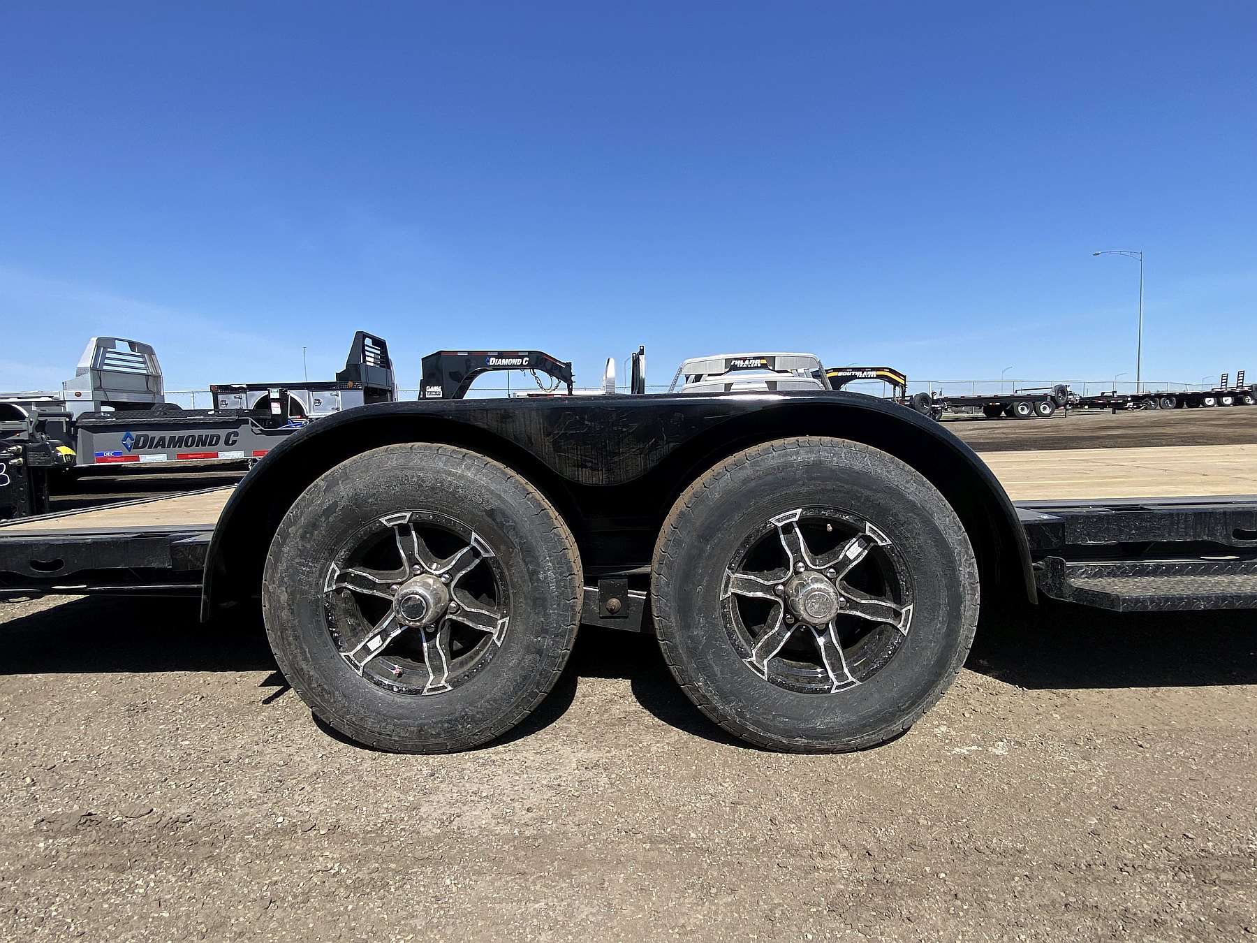 2026 Diamond C 20' Single Car Hauler