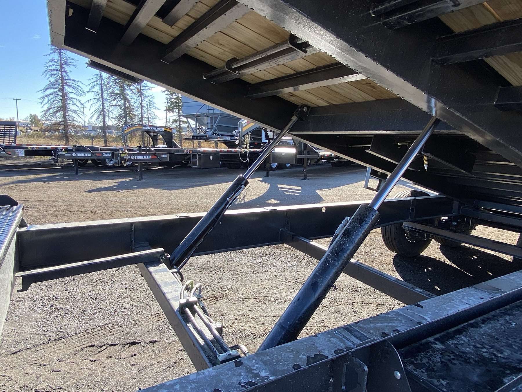 2026 Diamond C 24' Deck Over Tilt Equipment Trailer