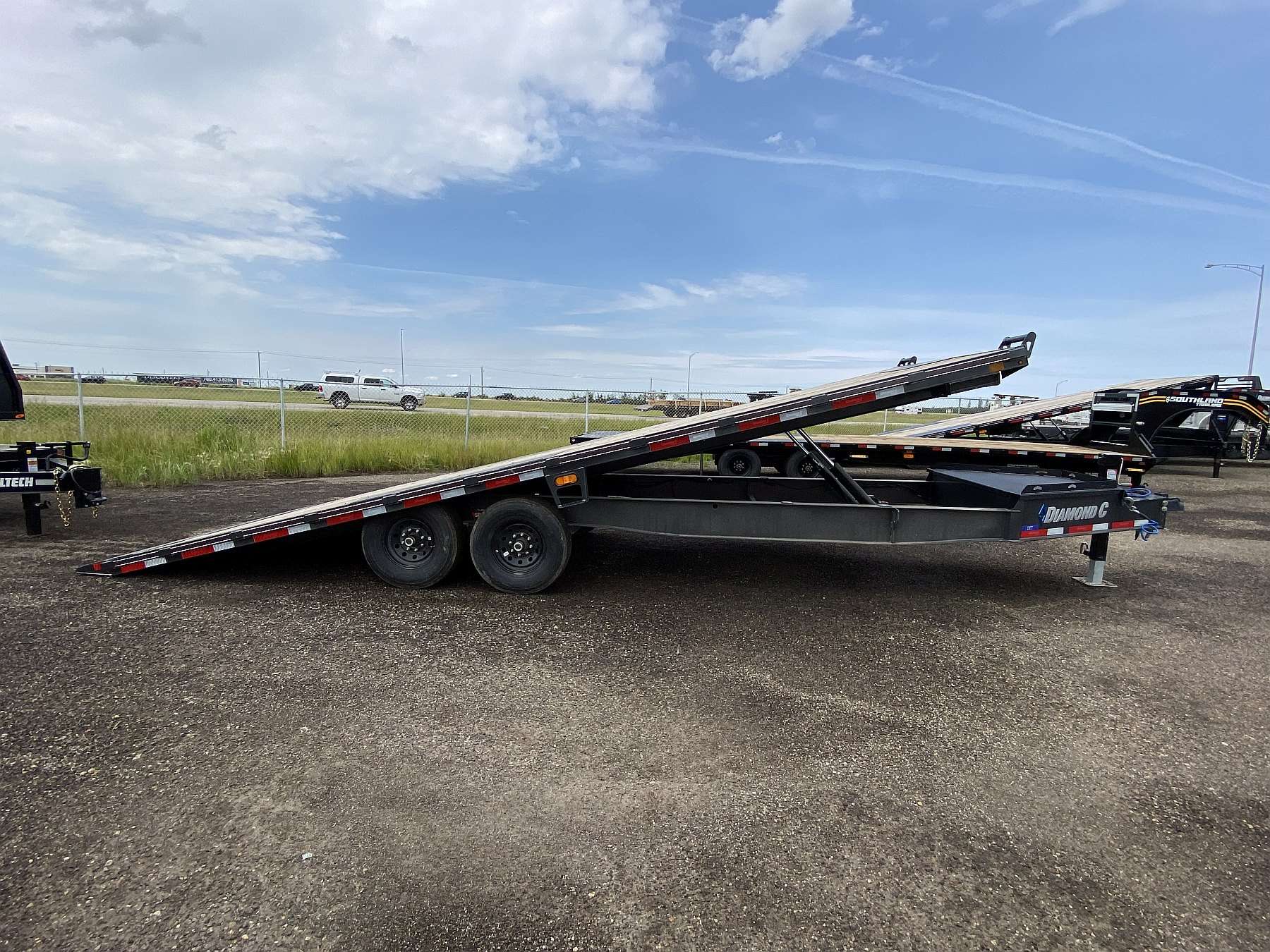 2026 Diamond C 24' Deck Over Tilt Equipment Trailer