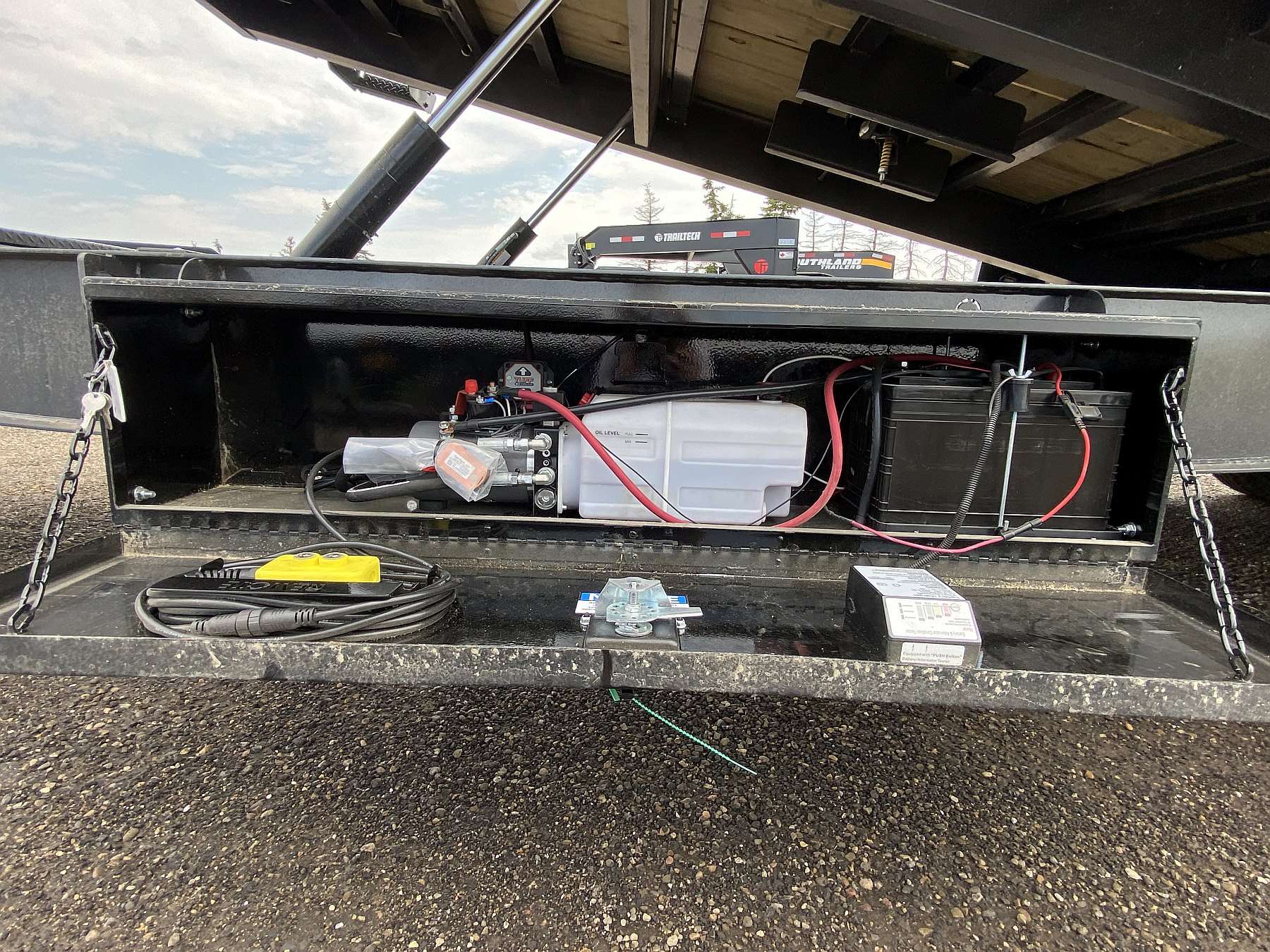 2026 Diamond C 24' Deck Over Tilt Equipment Trailer