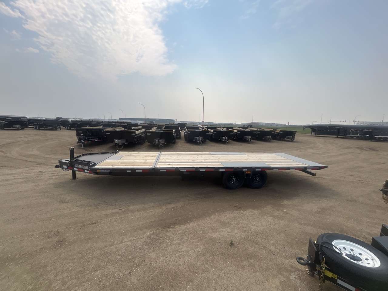 2026 Diamond C 26' (6' + 20') Partial Tilt Tandem 7K Trailer