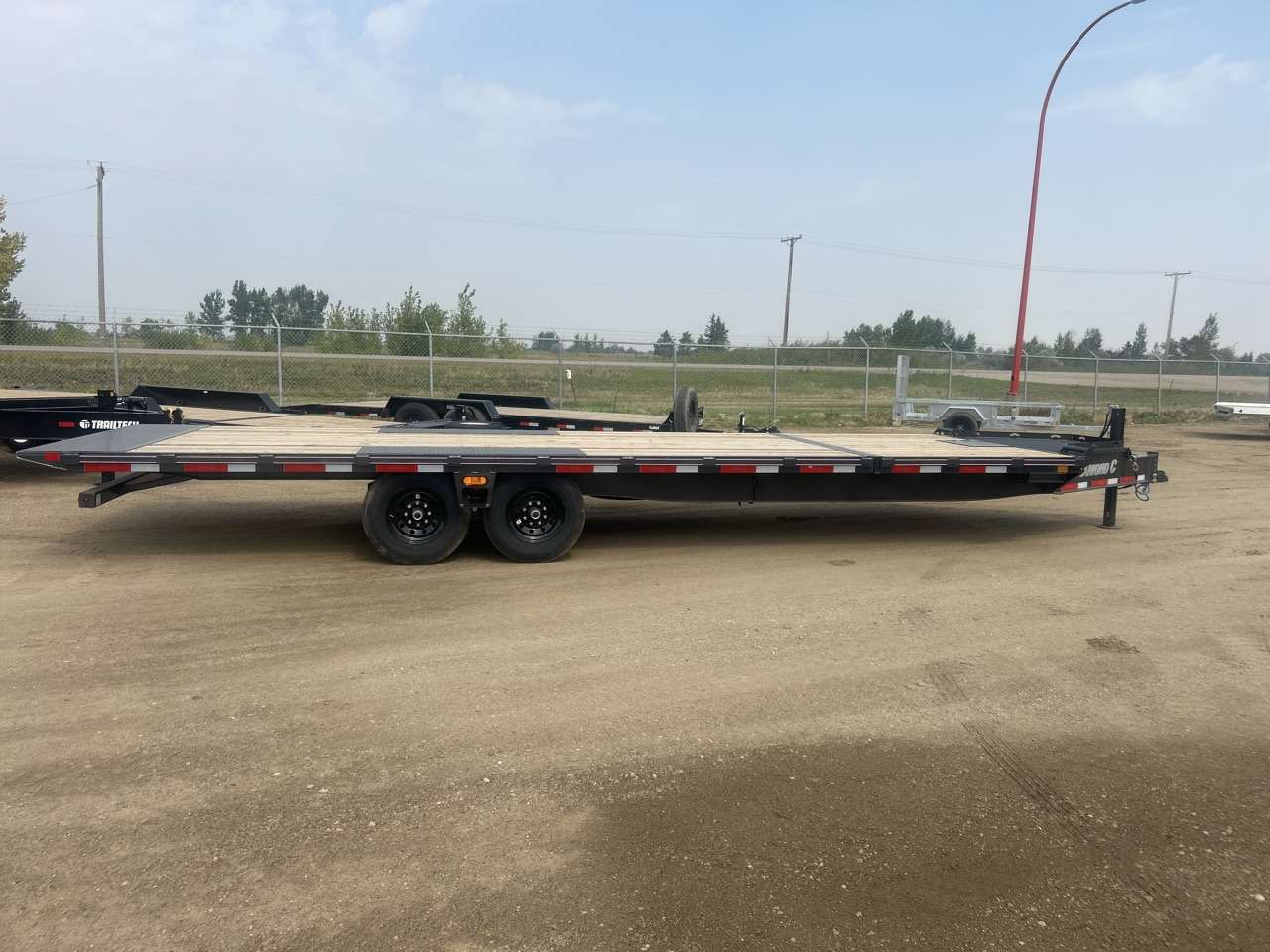 2026 Diamond C 26' (6' + 20') Partial Tilt Tandem 7K Trailer