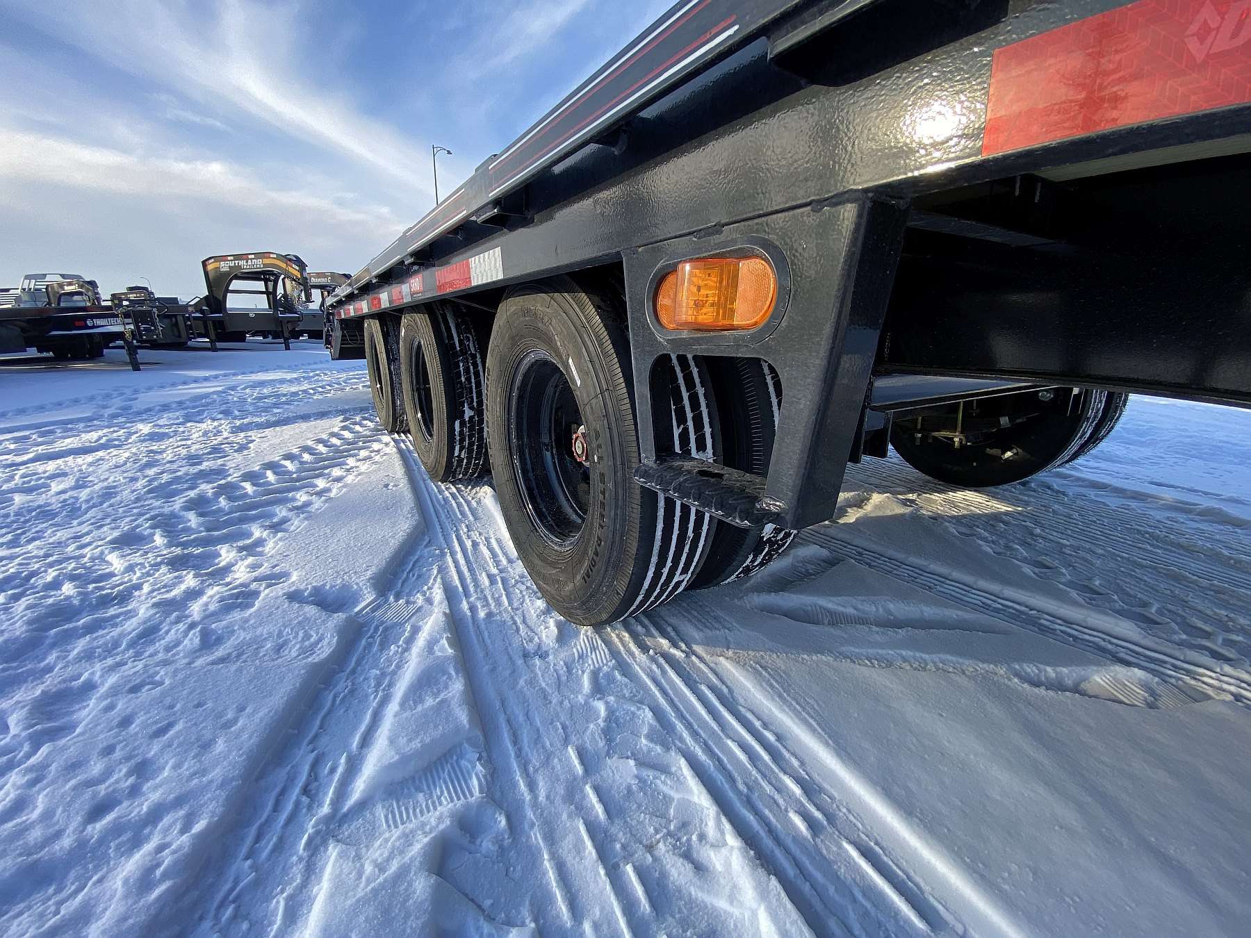 2026 Diamond C 32' Pintle Hitch Equipment Trailer