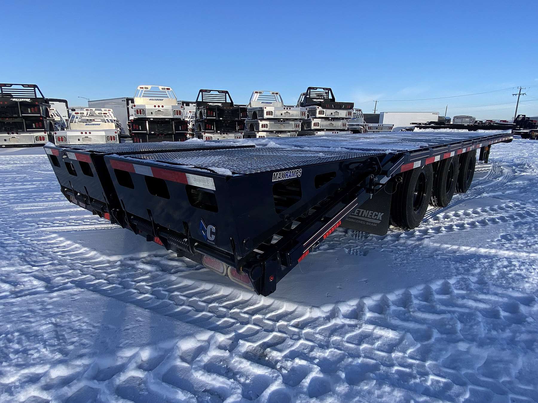 2026 Diamond C 32' Pintle Hitch Equipment Trailer