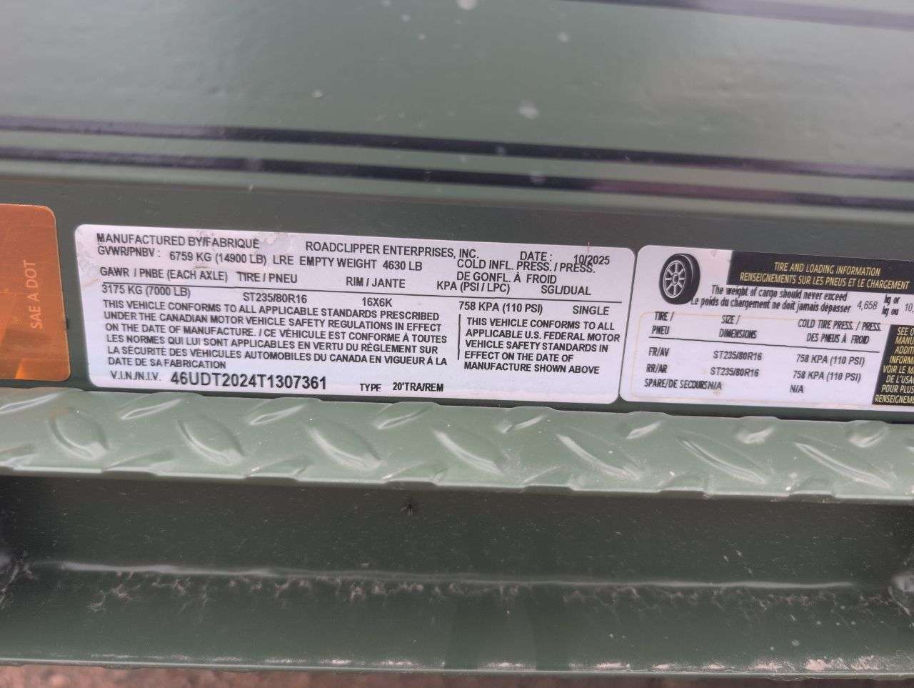 2026 Diamond C 8'6" x 20' Full Tilt Trailer