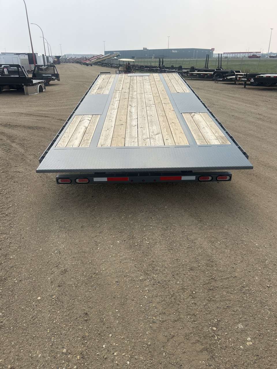 2026 Diamond C 8'6" x 22' Full Tilt Trailer