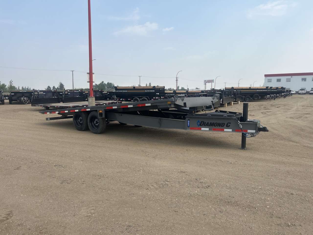 2026 Diamond C 8'6" x 22' Full Tilt Trailer