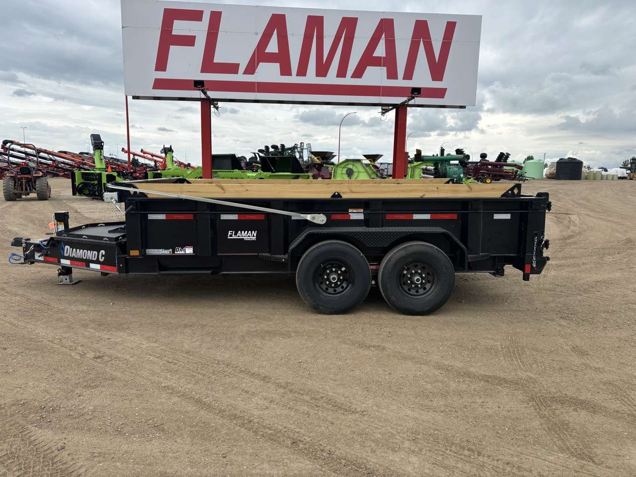 2026 Diamond C 82" x 14' Dump Trailer
