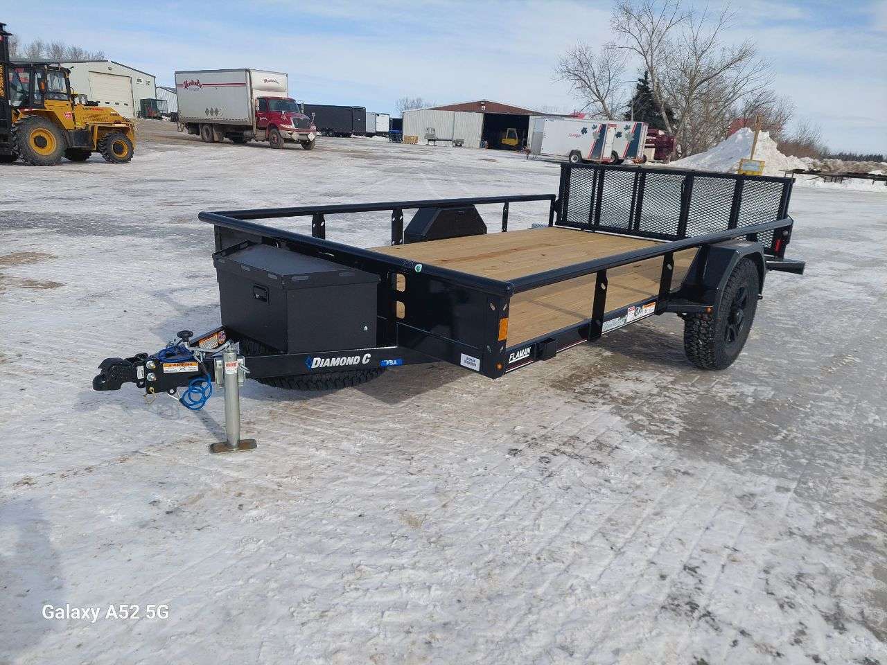 2026 Diamond C 83" x 12' Utility Trailer