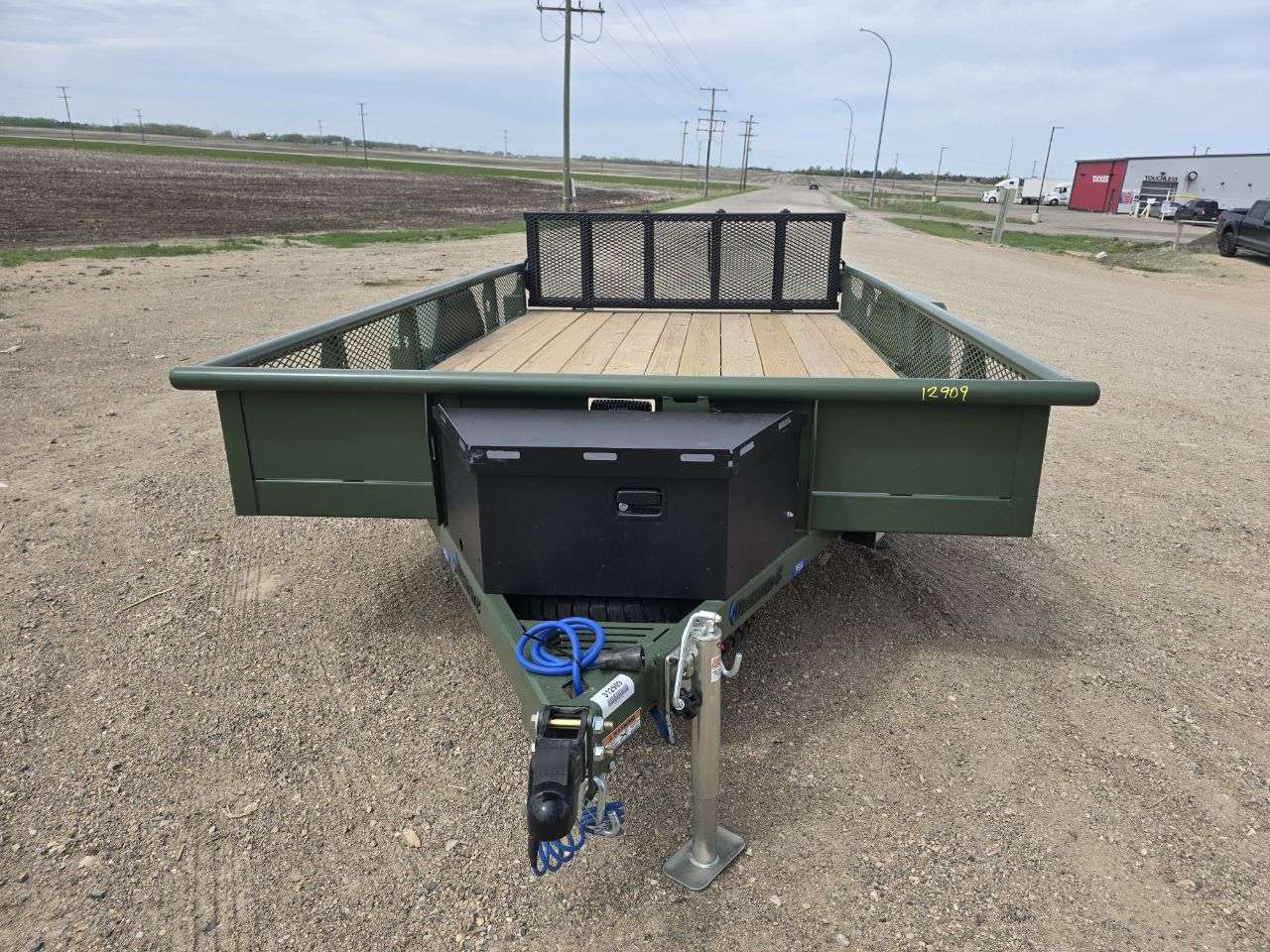 2026 Diamond C 83" x 12' Utility Trailer
