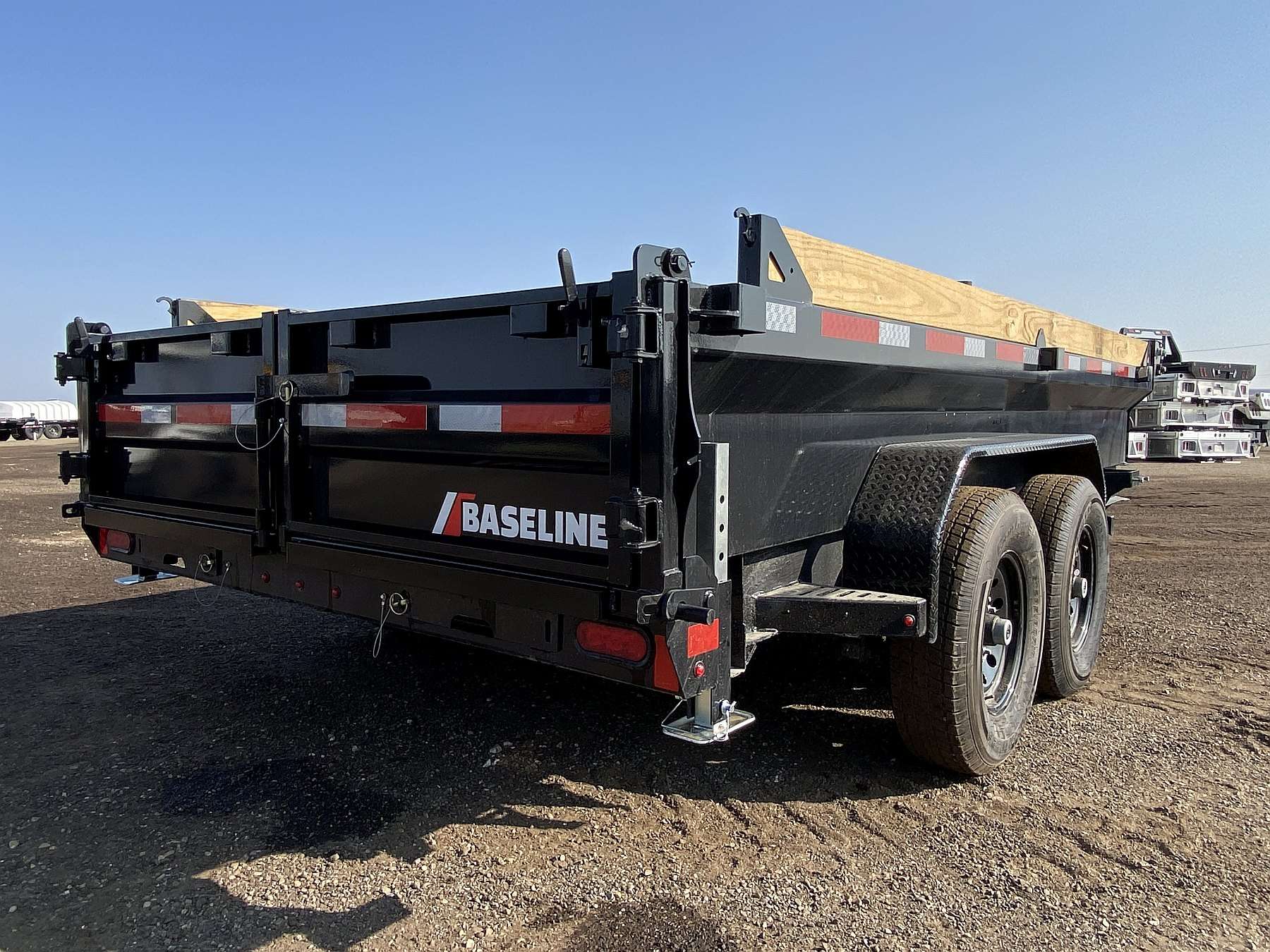 2026 Diamond C Baseline 14' HD Dump Trailer