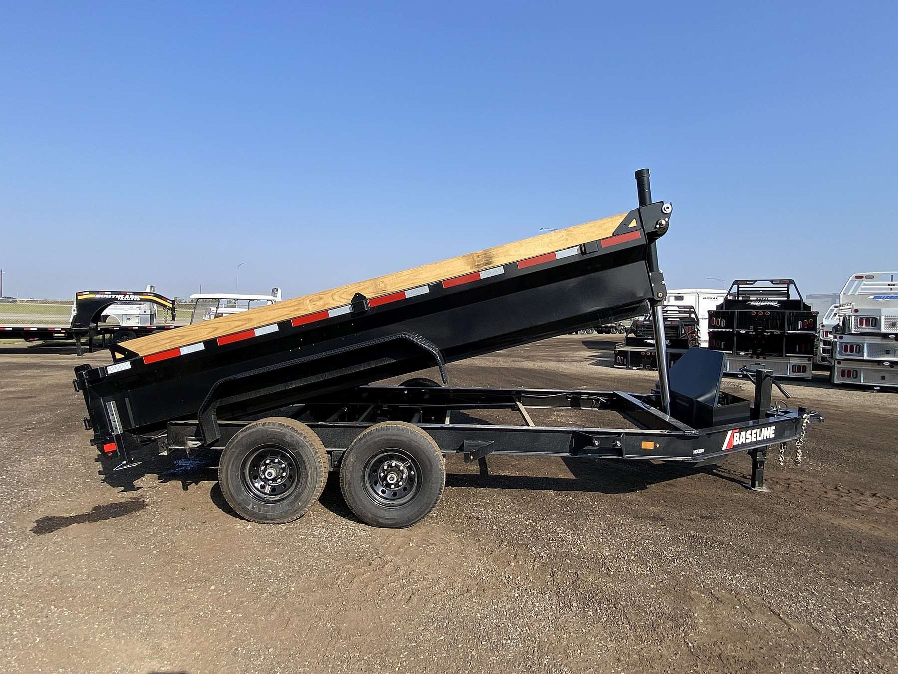 2026 Diamond C Baseline 14' HD Dump Trailer