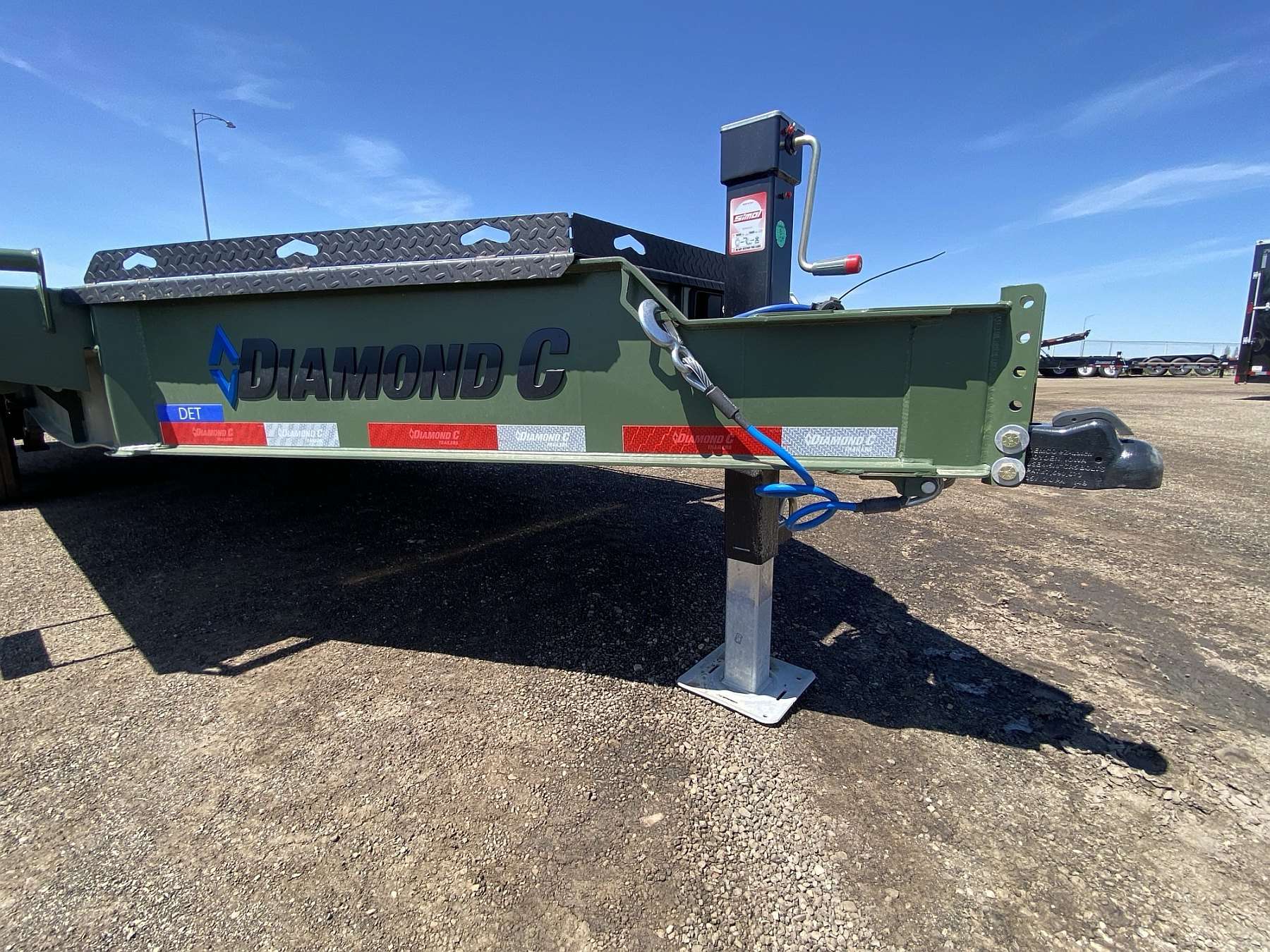 2026 Diamond C DET207- 20' Tilt Deck Trailer