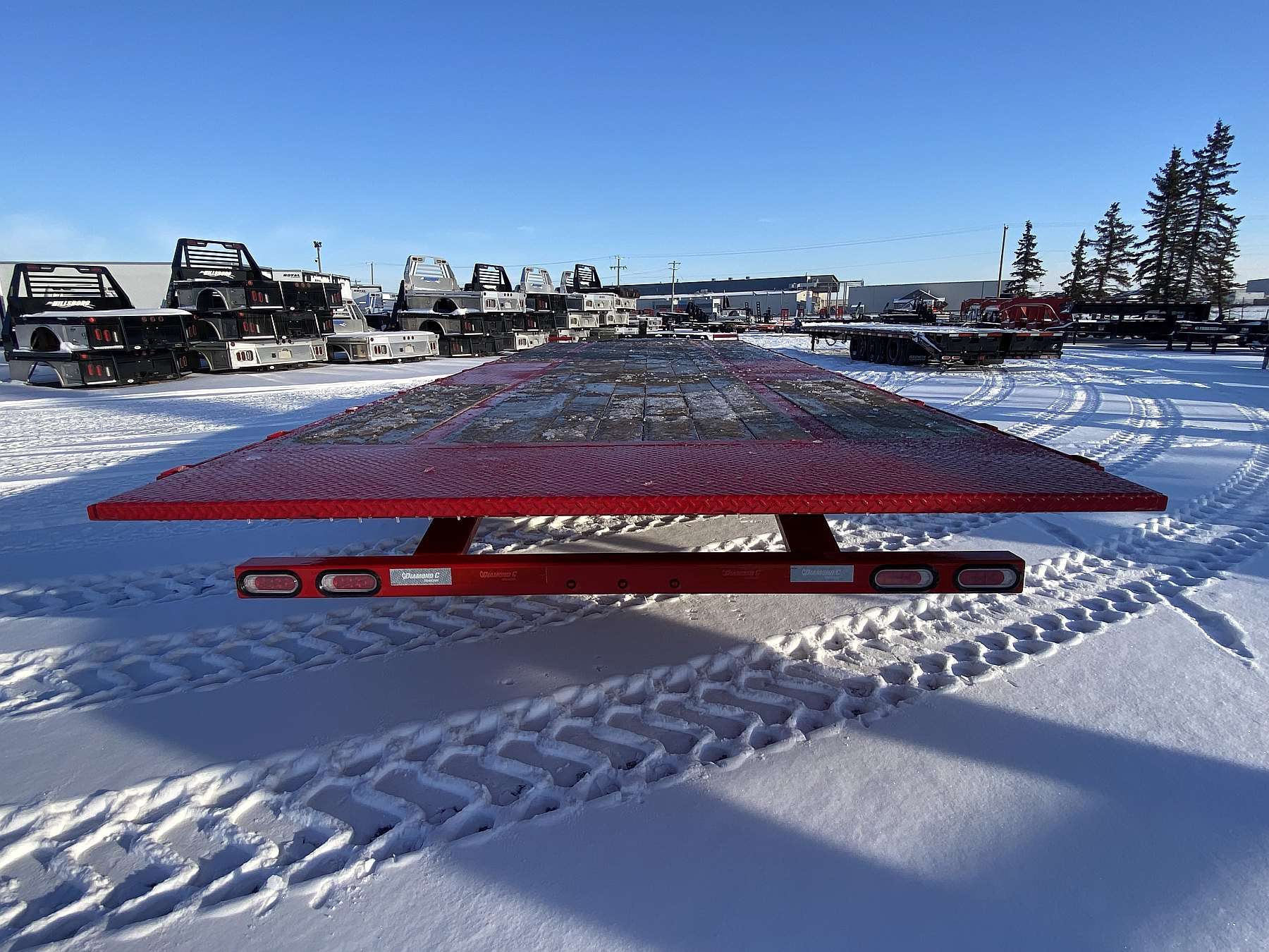 2026 Diamond C DET207 - 24' Tilt Deck Trailer