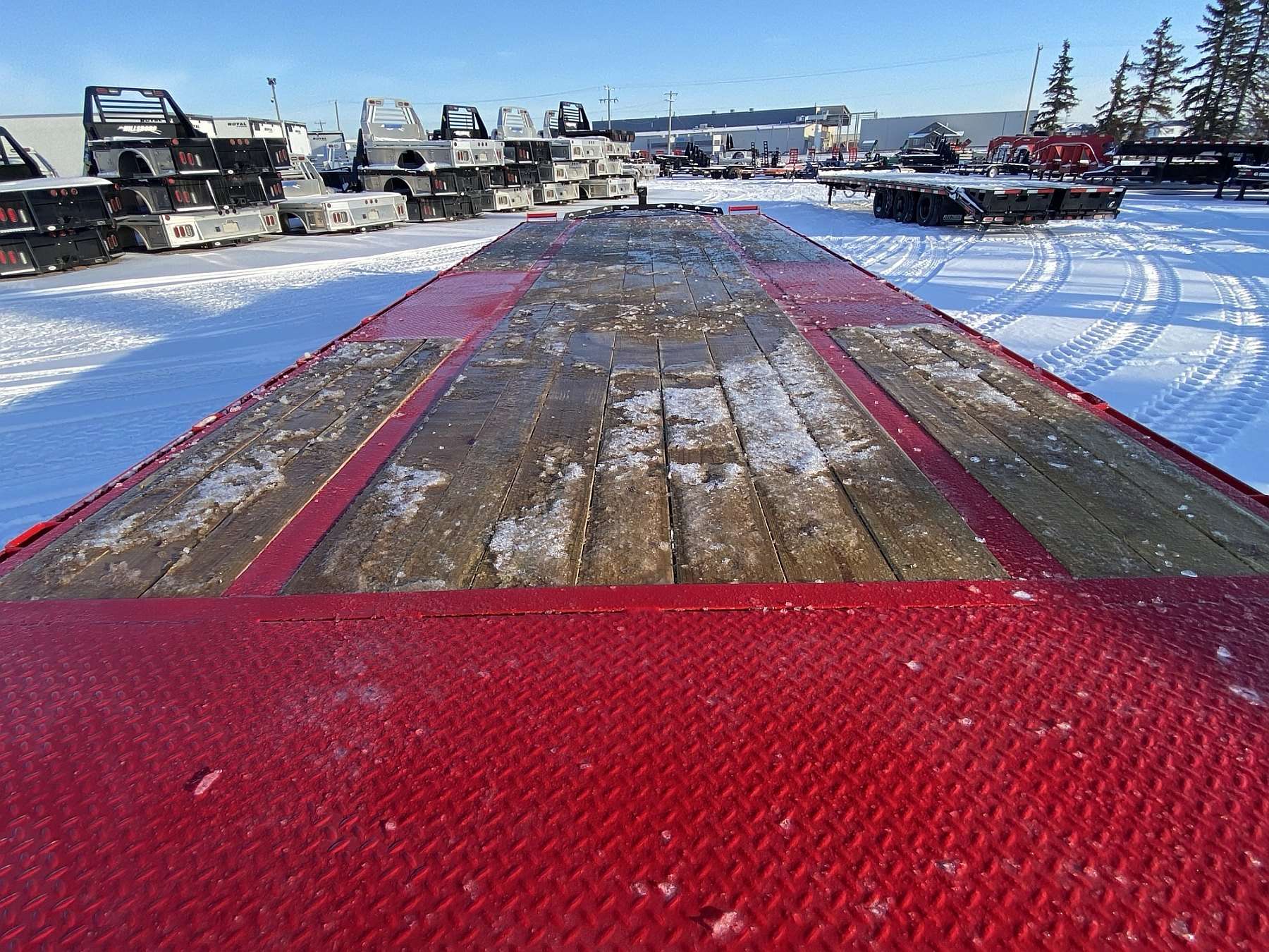 2026 Diamond C DET207 - 24' Tilt Deck Trailer