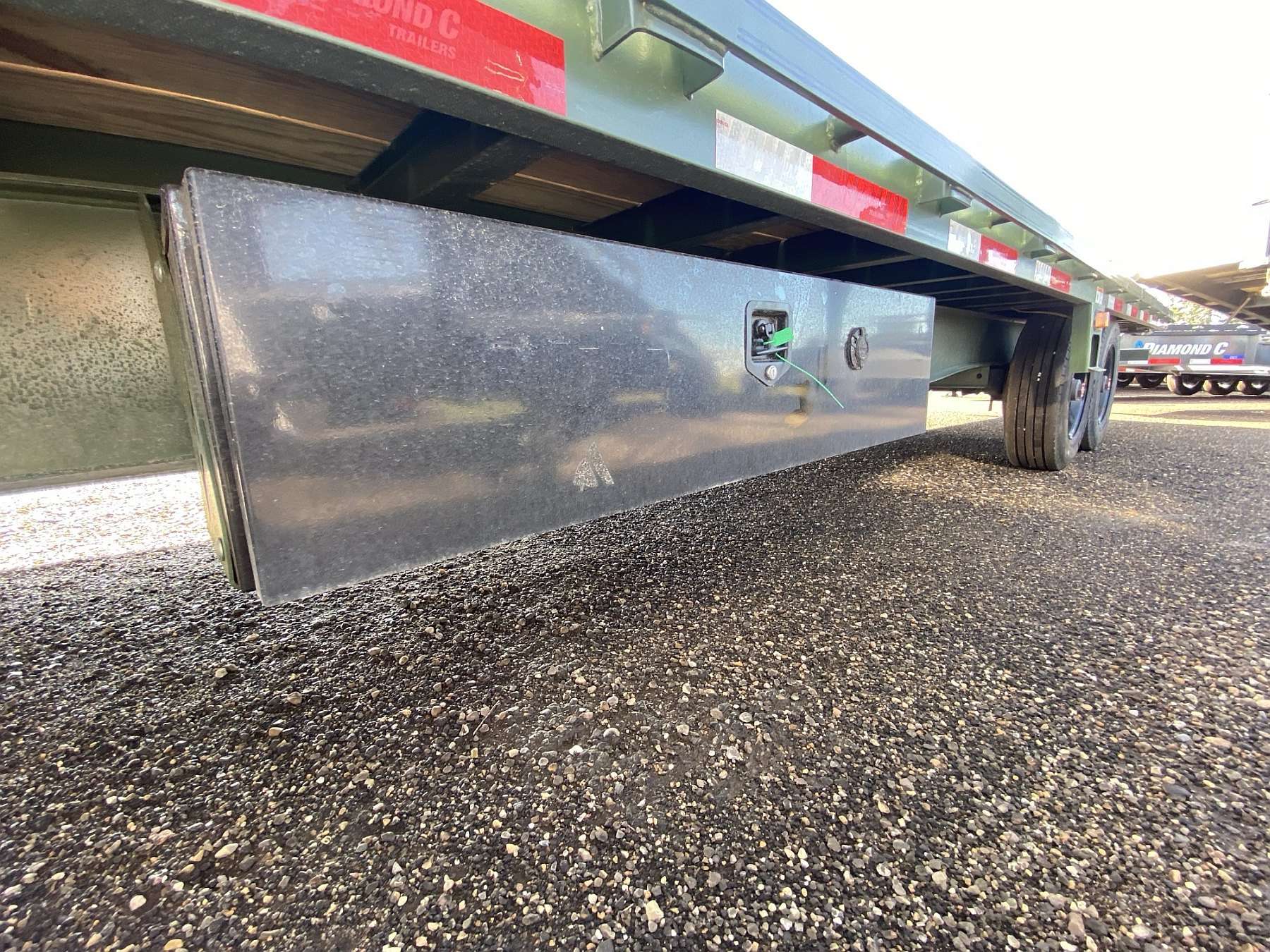 2026 Diamond C DET210 - 30' Tilt Deck Gooseneck Trailer
