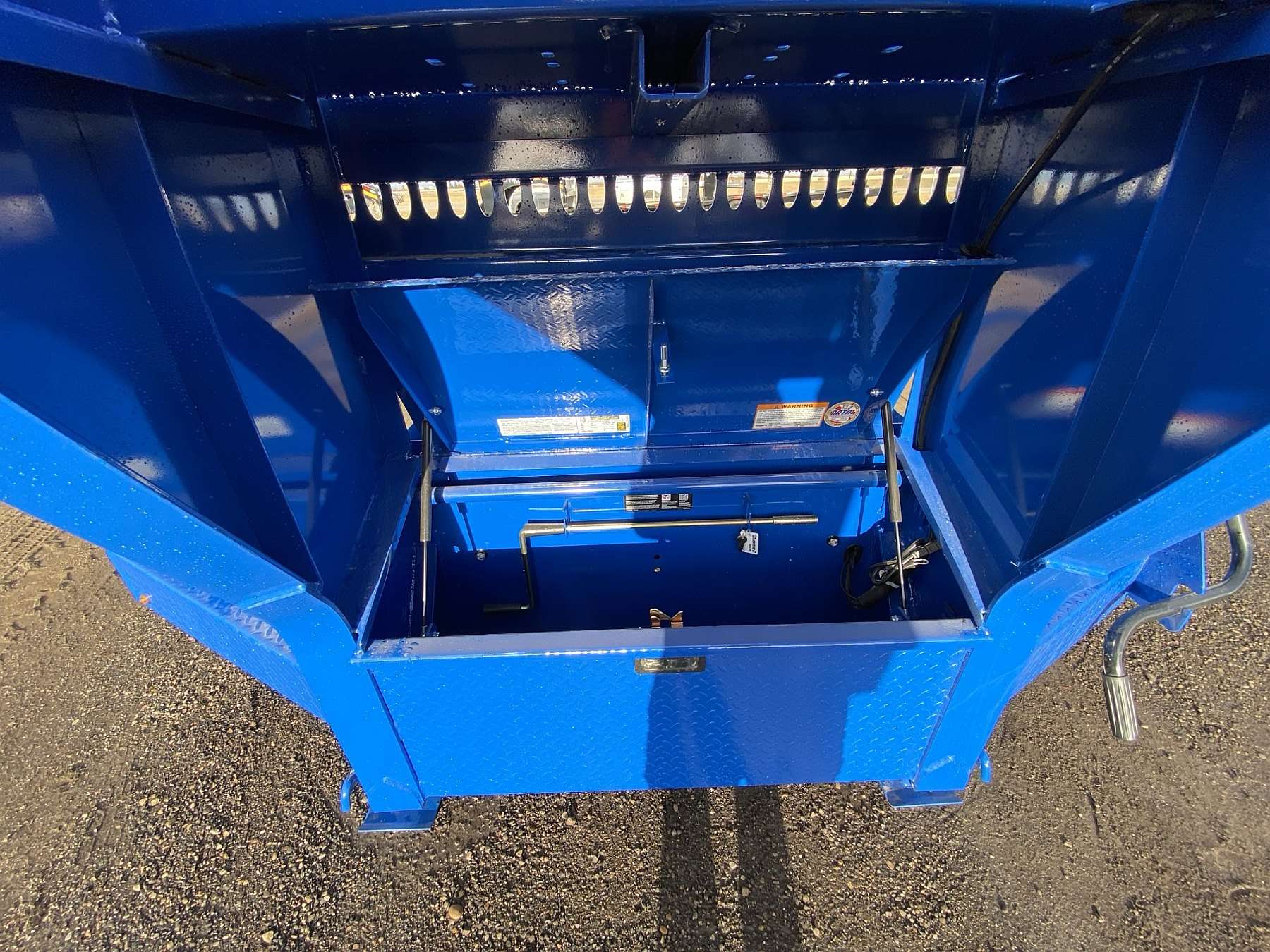 2026 Diamond C FMAX212- 32' Gooseneck Trailer